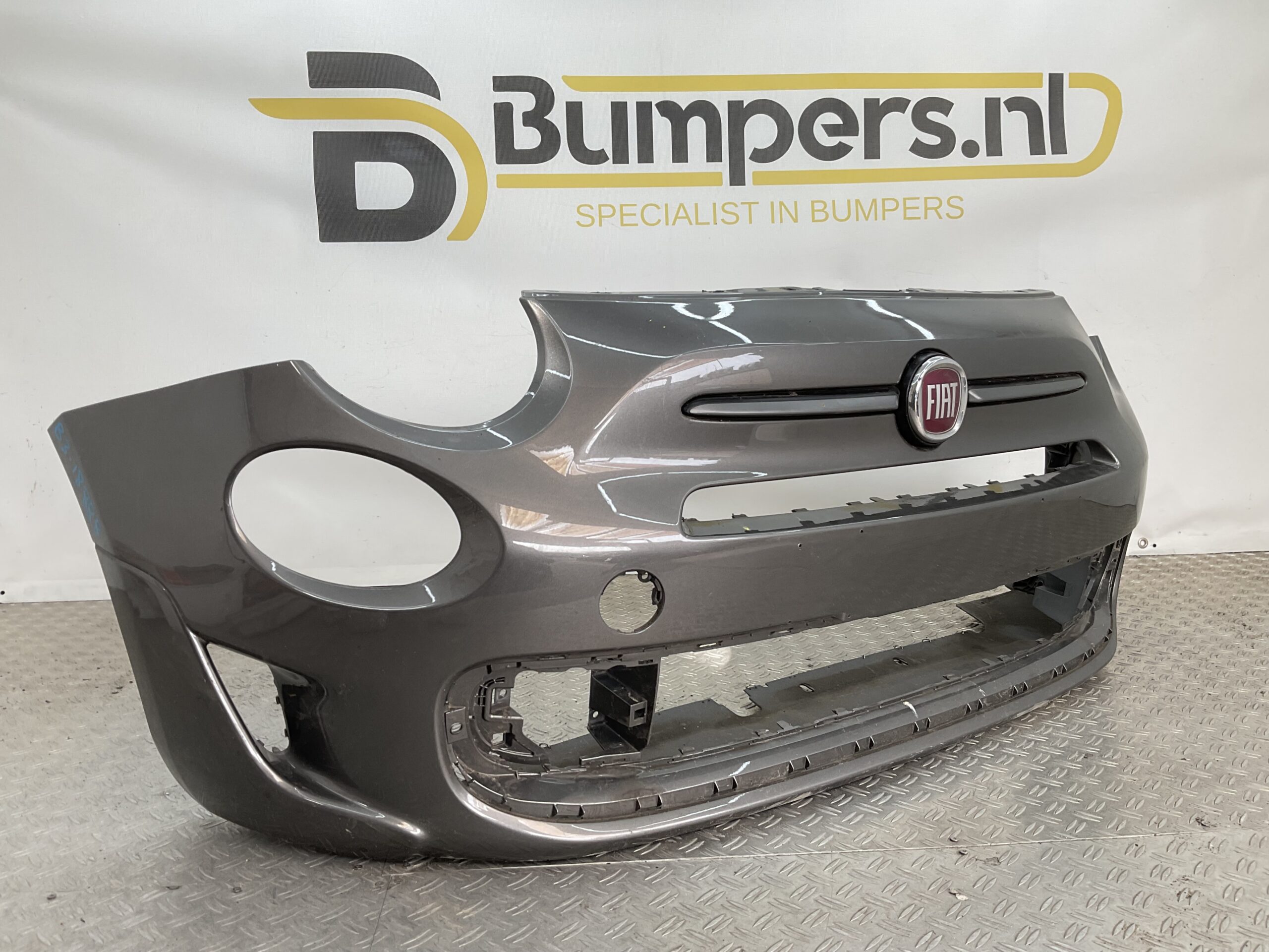 BUMPER Fiat 500 Facelift 2016-2021 735619571 VOORBUMPER B3-18888