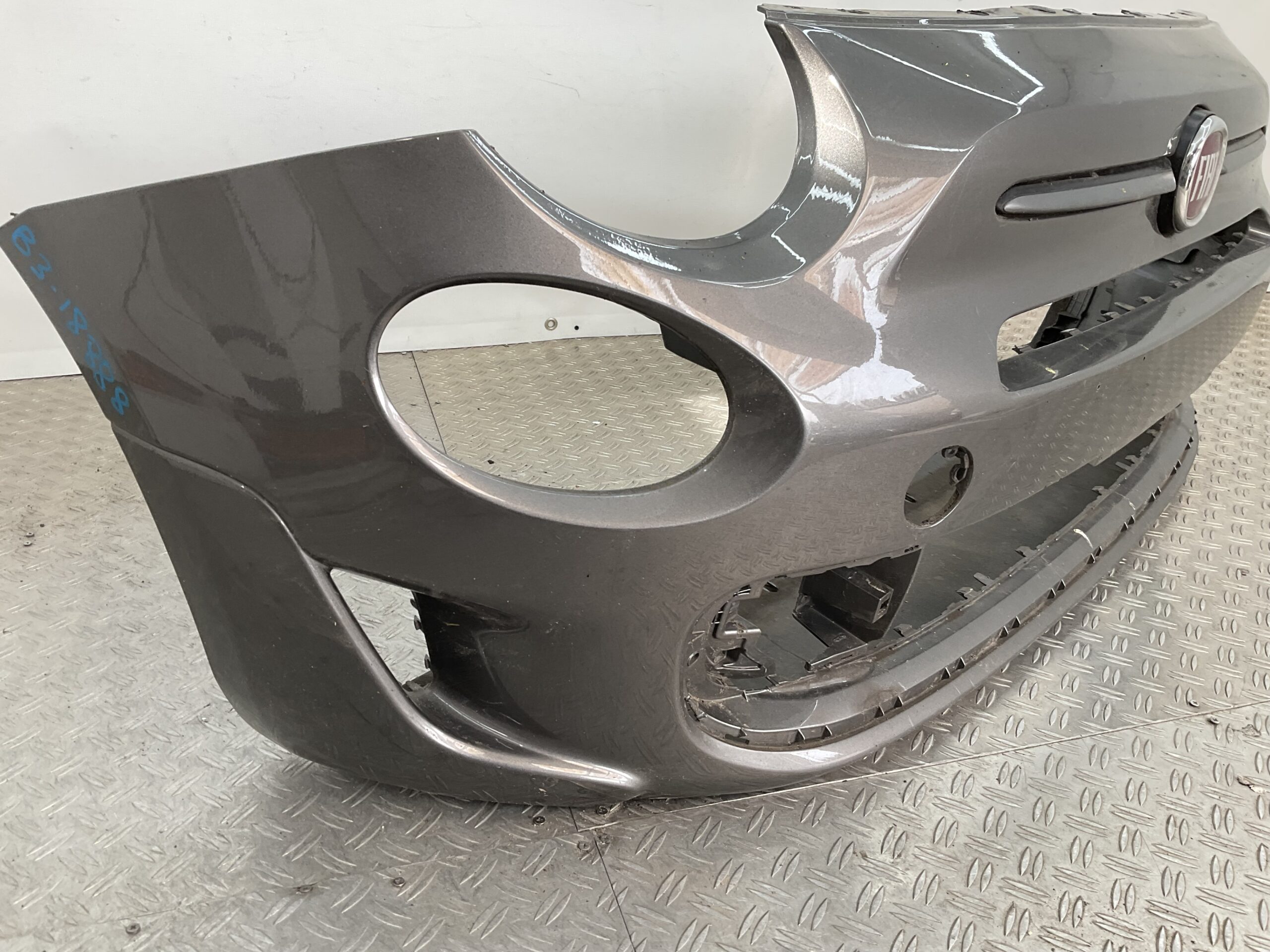 BUMPER Fiat 500 Facelift 2016-2021 735619571 VOORBUMPER B3-18888