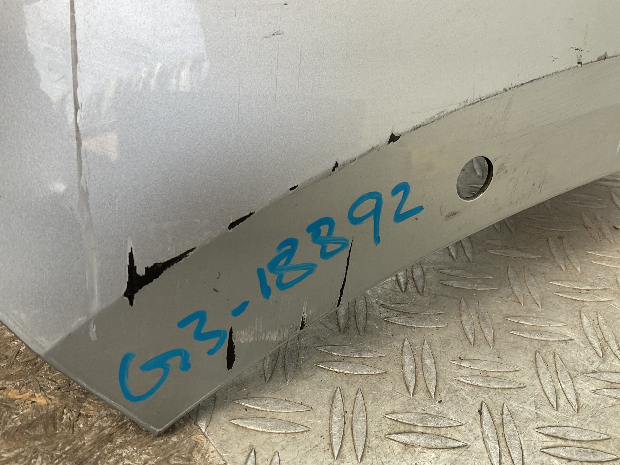 Bumper Dacia Duster 17-20 620221776R Voorbumper G3-18892