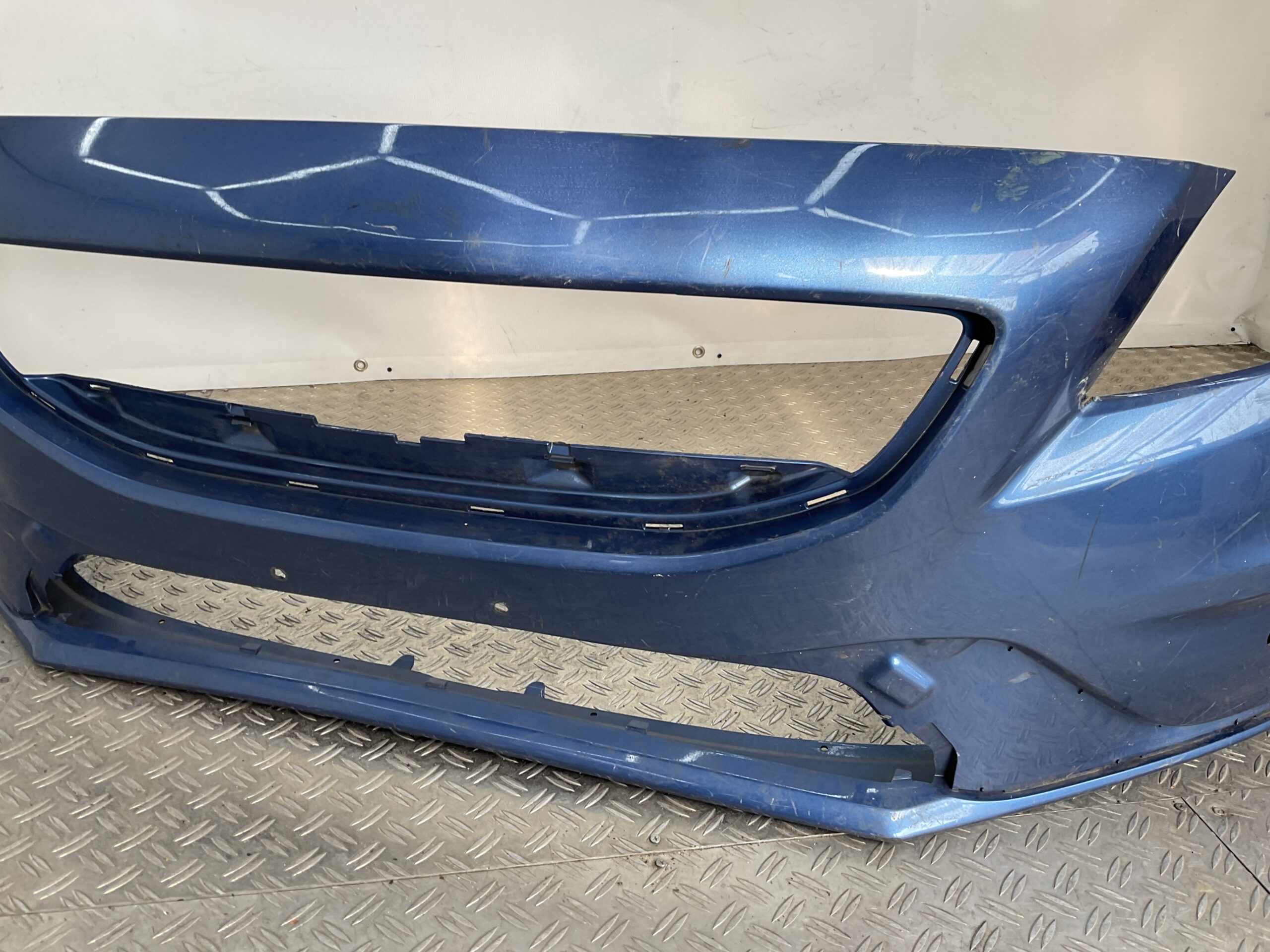 Bumper Volvo V40 RDesign R-Design kls pdc 12-19 31347085 Voorbumper E5-18935