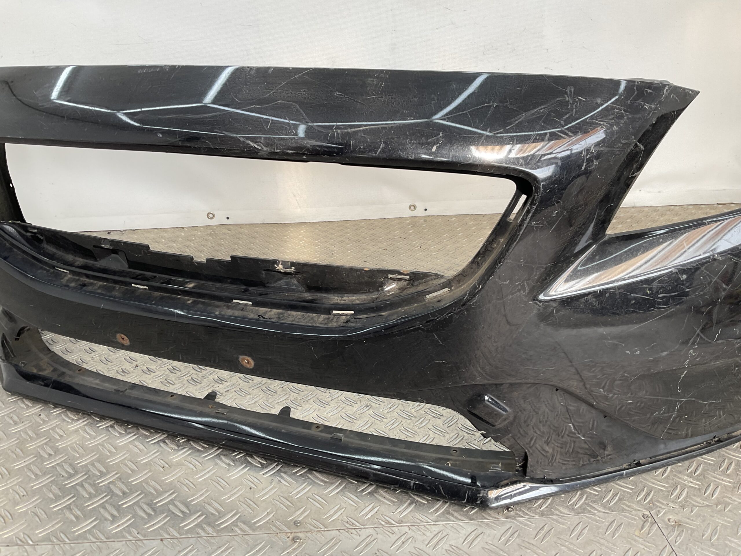 Bumper Volvo V40 RDesign R-Design kls pdc 12-19 31347085 Voorbumper E4-18936