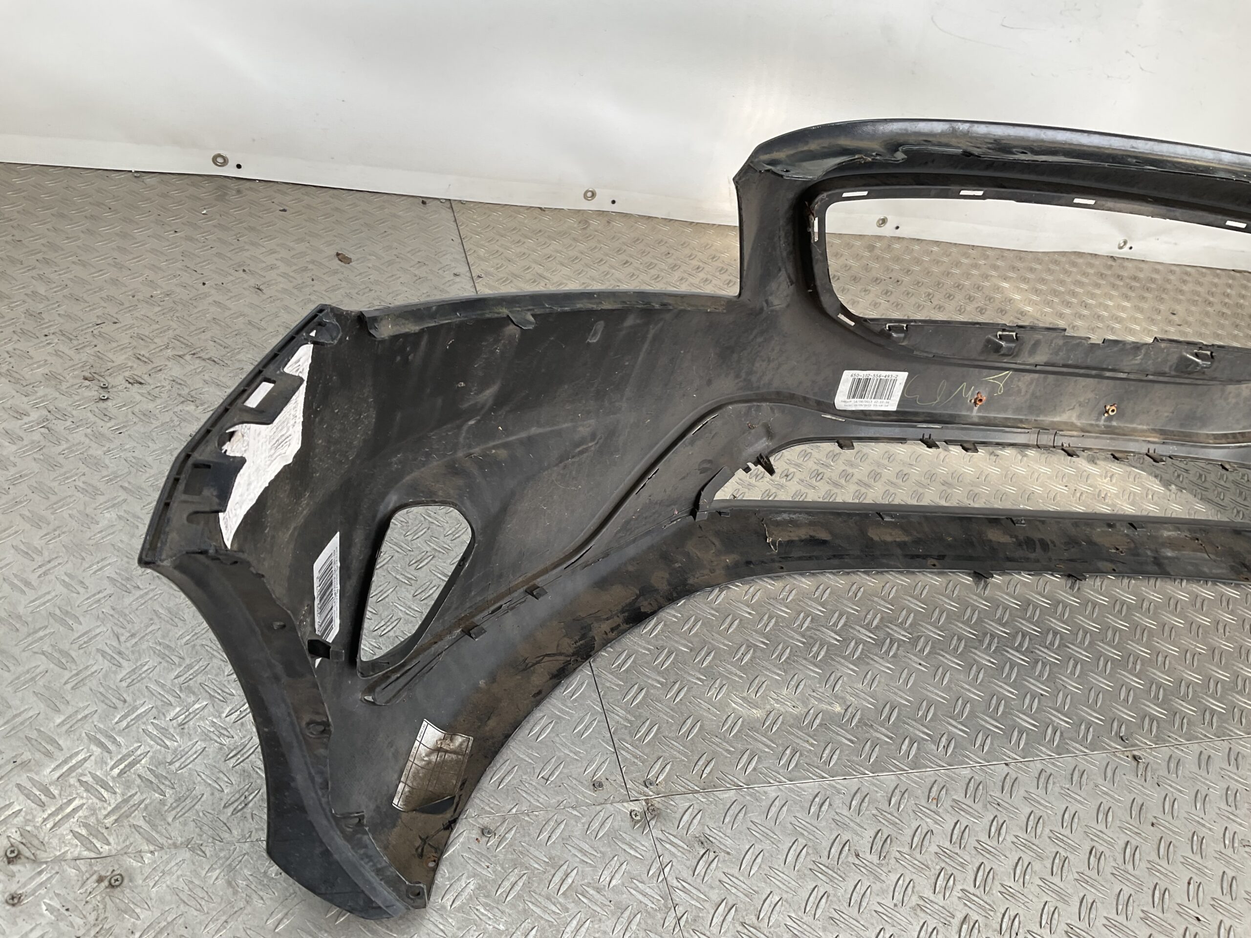 Bumper Volvo V40 RDesign R-Design kls pdc 12-19 31347085 Voorbumper E4-18936