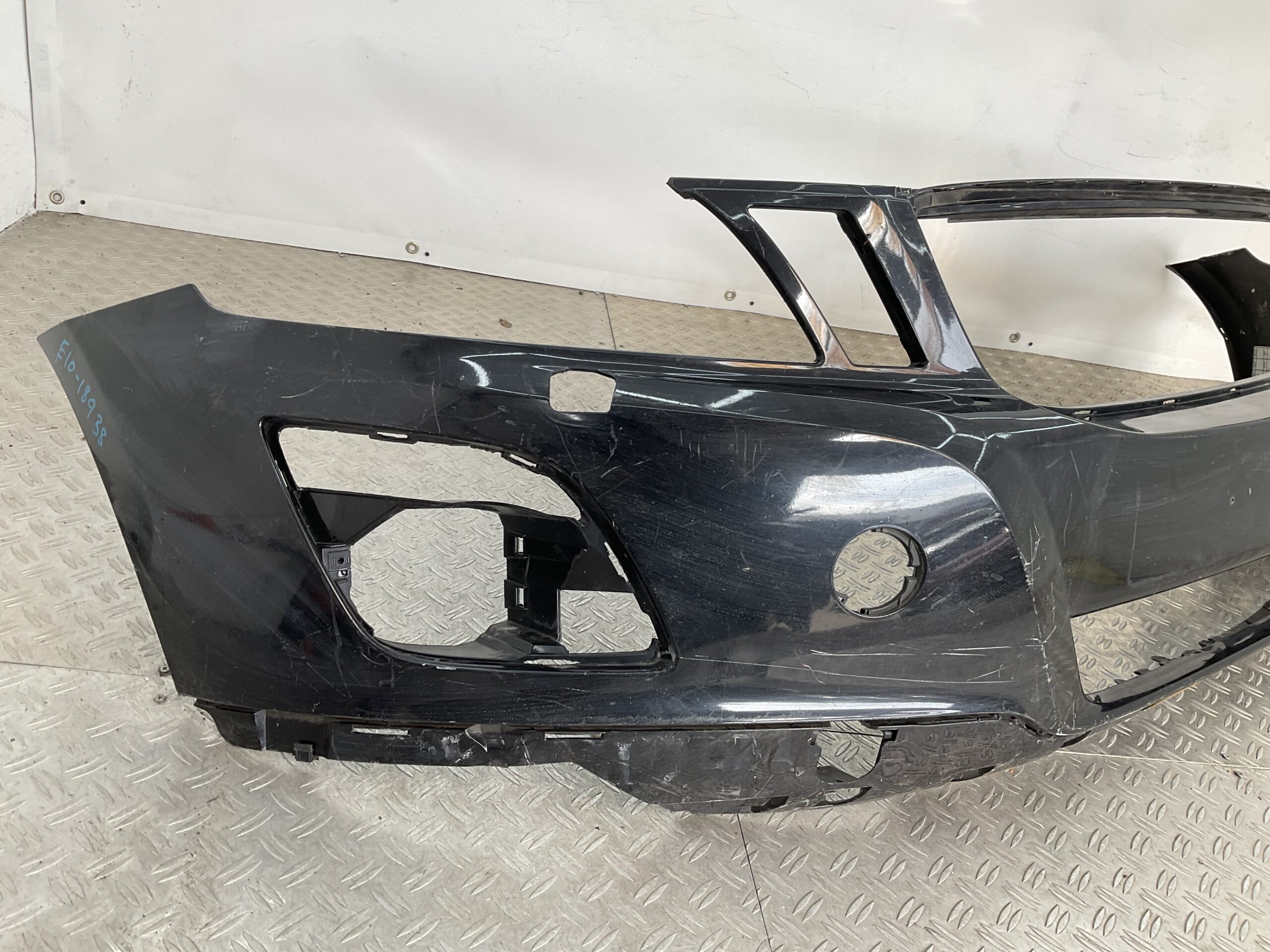 Bumper Volvo XC60 2015- 30763408 Voorbumper E10-18938