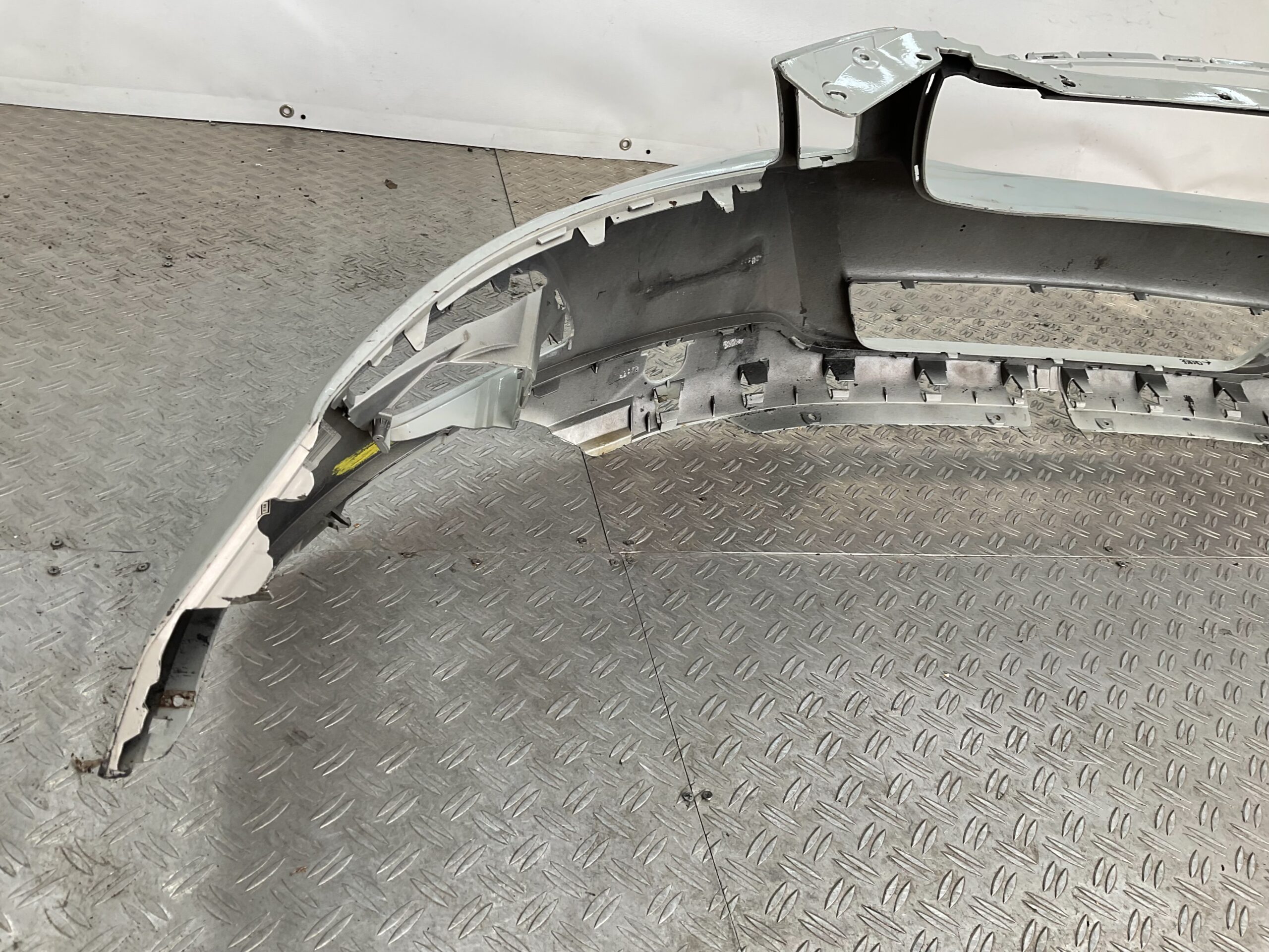 Bumper Volvo XC60 2015- 30763408 Voorbumper E10-18950