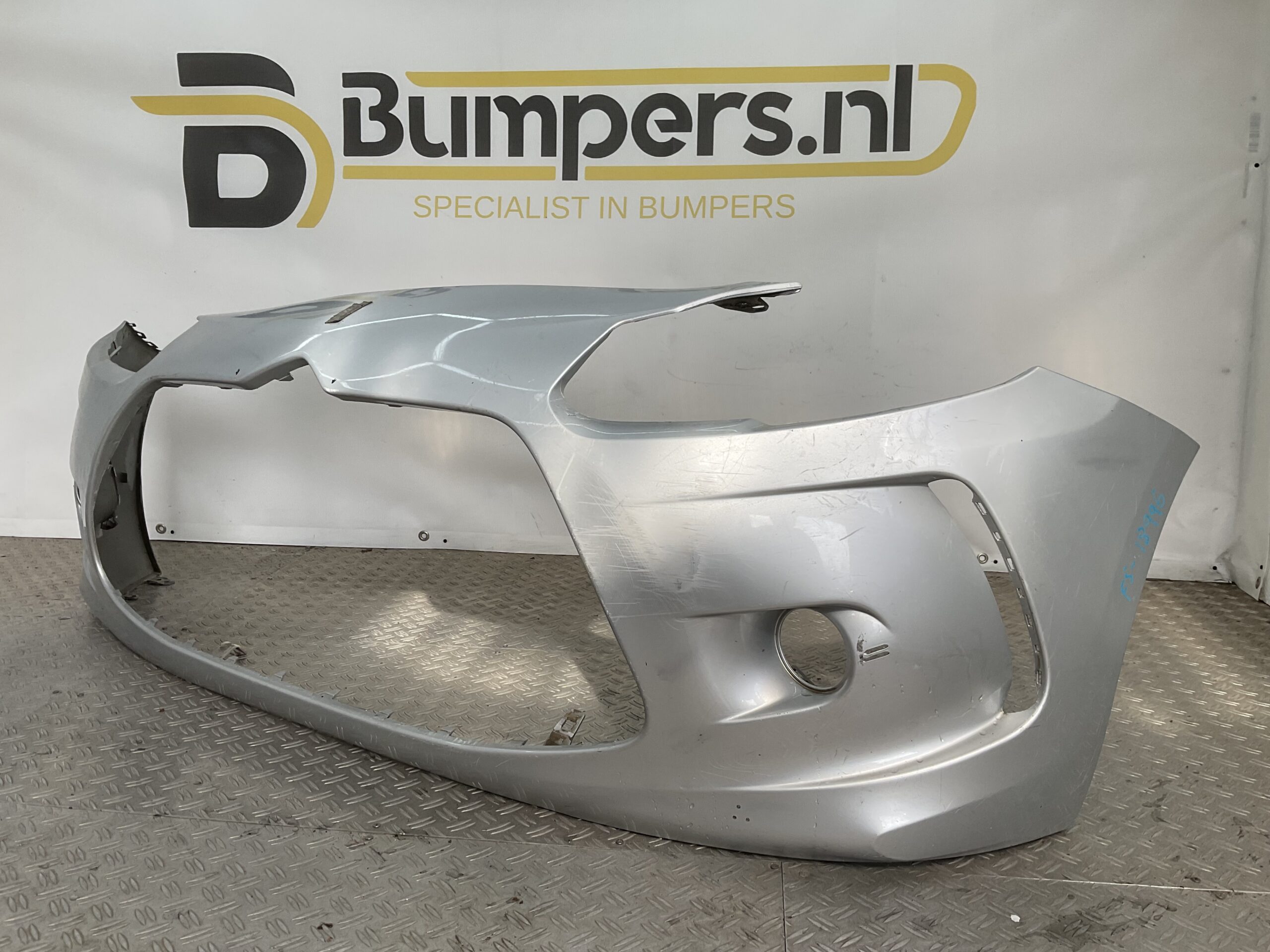 Bumper Citroen DS3 13-16 9687534777 Voorbumper F5-18896