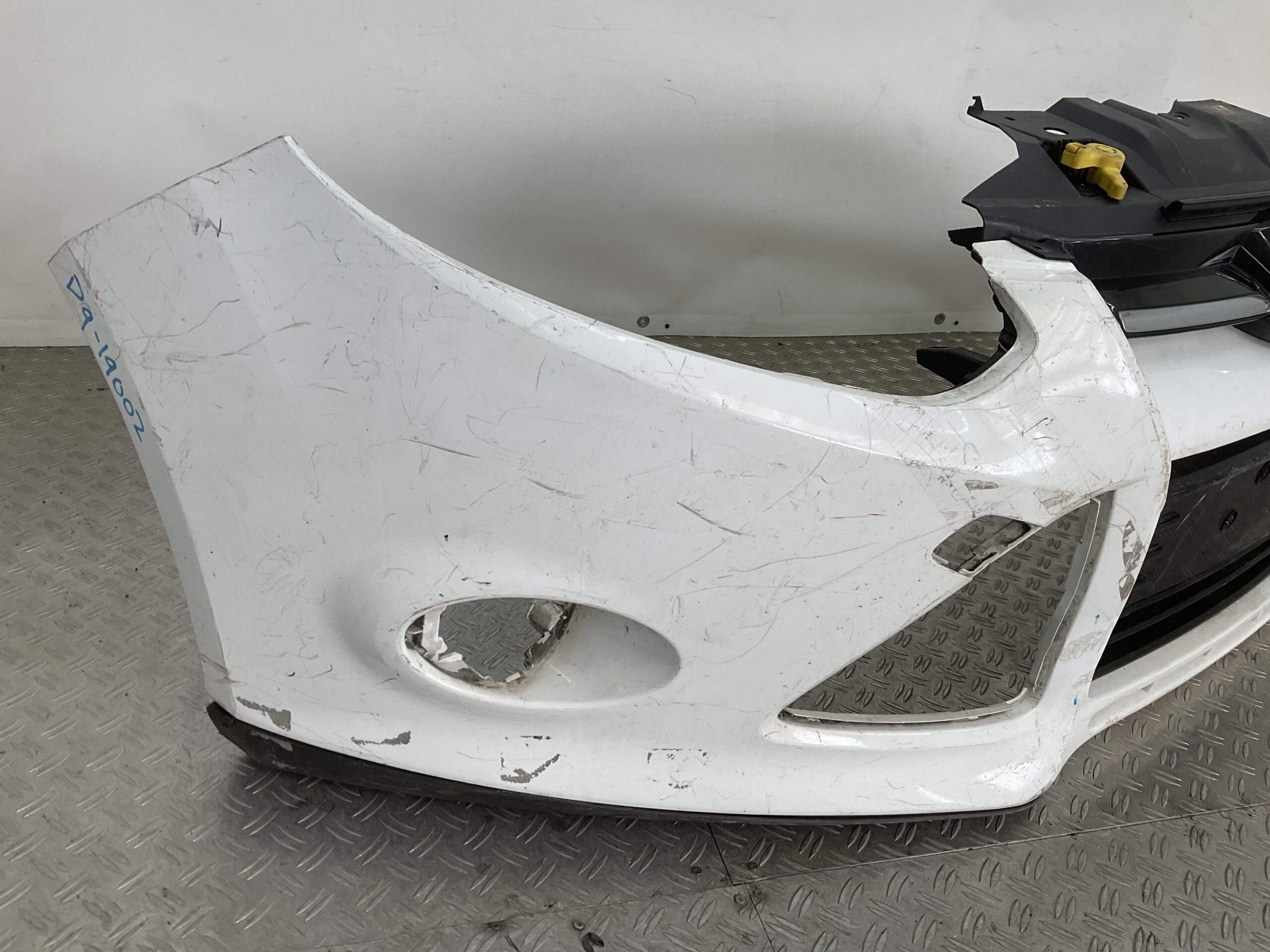 BUMPER FORD FOCUS MK3 ST LINE ST-Line 10-14 BM51-17757-A VOORBUMPER D9-19002