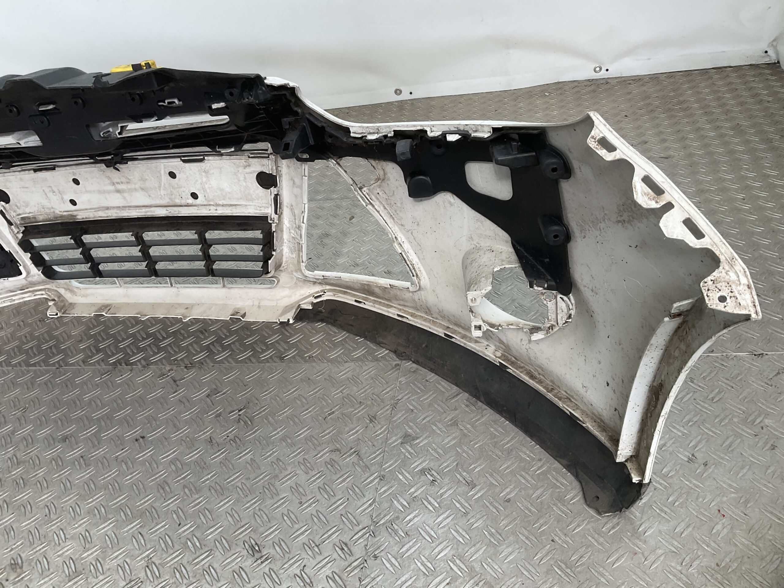 BUMPER FORD FOCUS MK3 ST LINE ST-Line 10-14 BM51-17757-A VOORBUMPER D9-19002