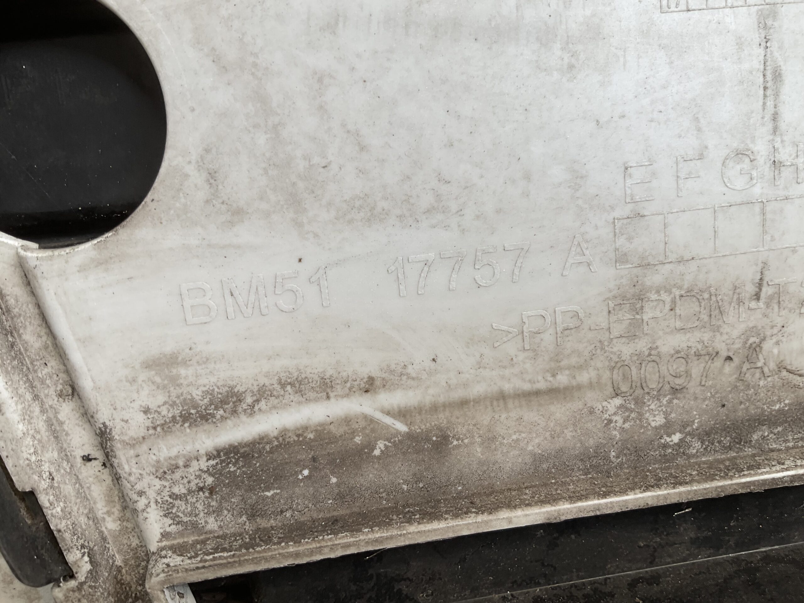 BUMPER FORD FOCUS MK3 ST LINE ST-Line 10-14 BM51-17757-A VOORBUMPER D9-19002