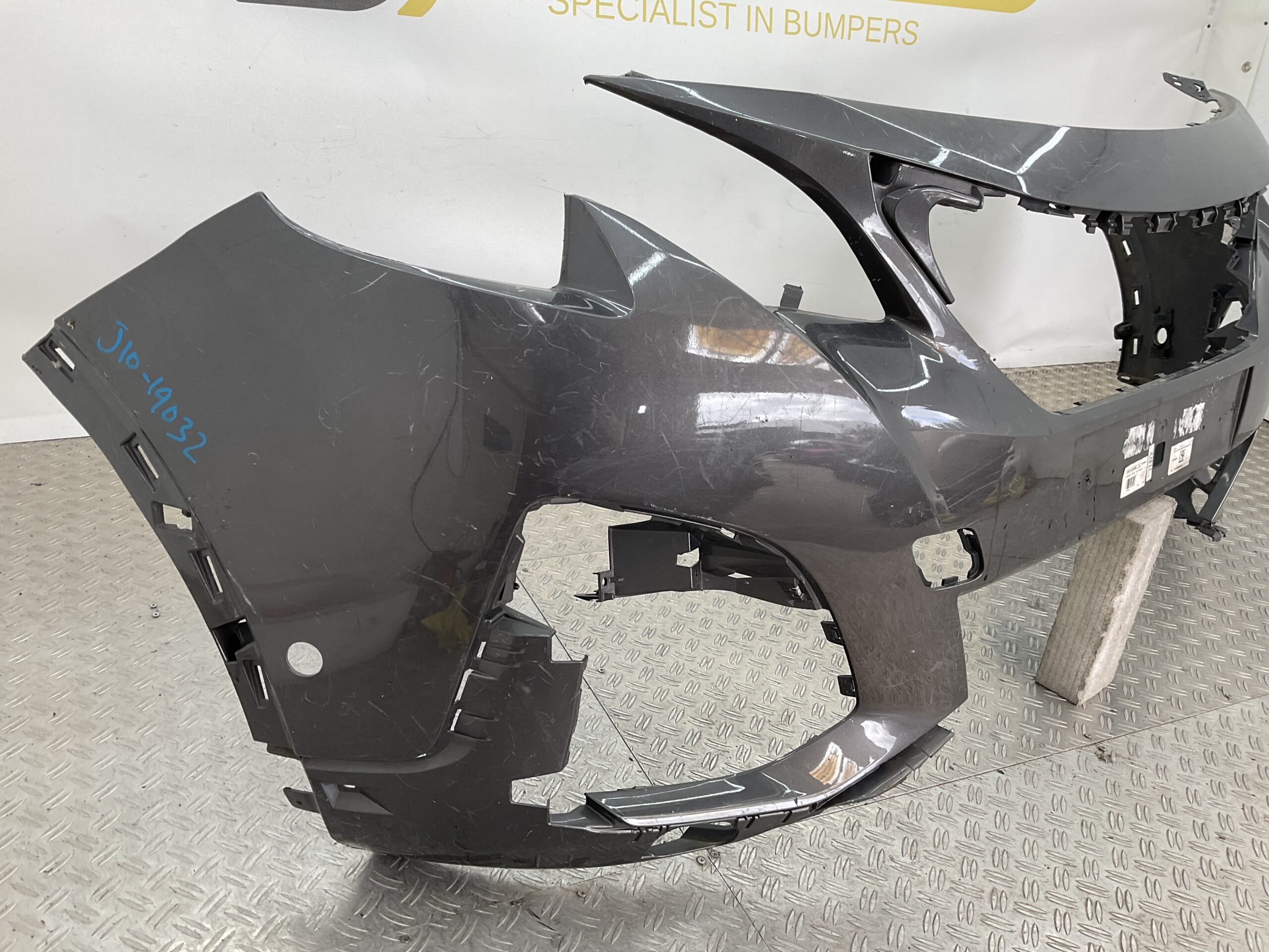 Bumper Peugeot 3008 5008 GT-Line GTLINE 16-20 9815499077 Voorbumper J10-19032