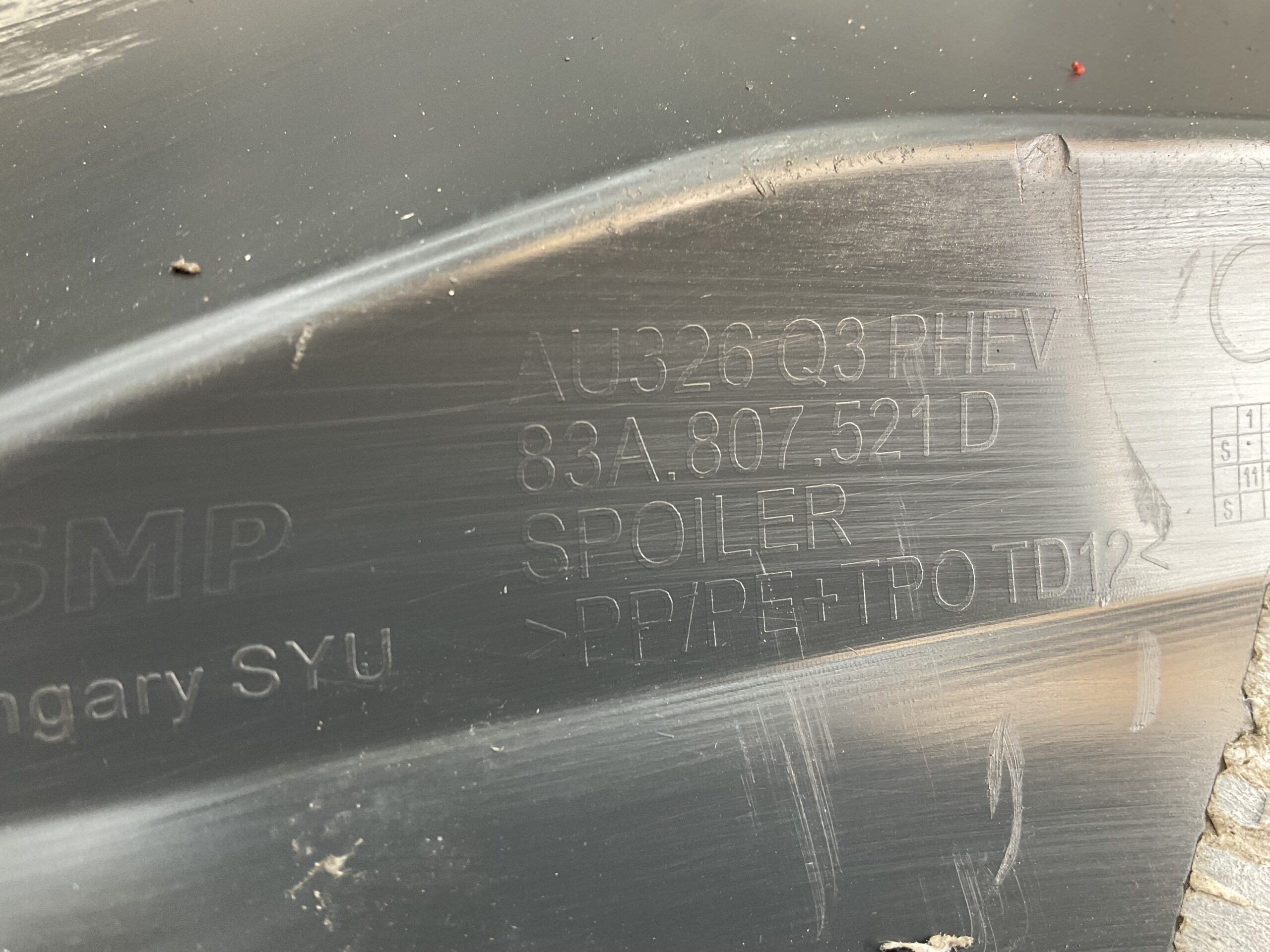 Bumper Audi Q3 F3 83A Sline S-Line 18-25 83A807521D Achterbumperlip F2-19107