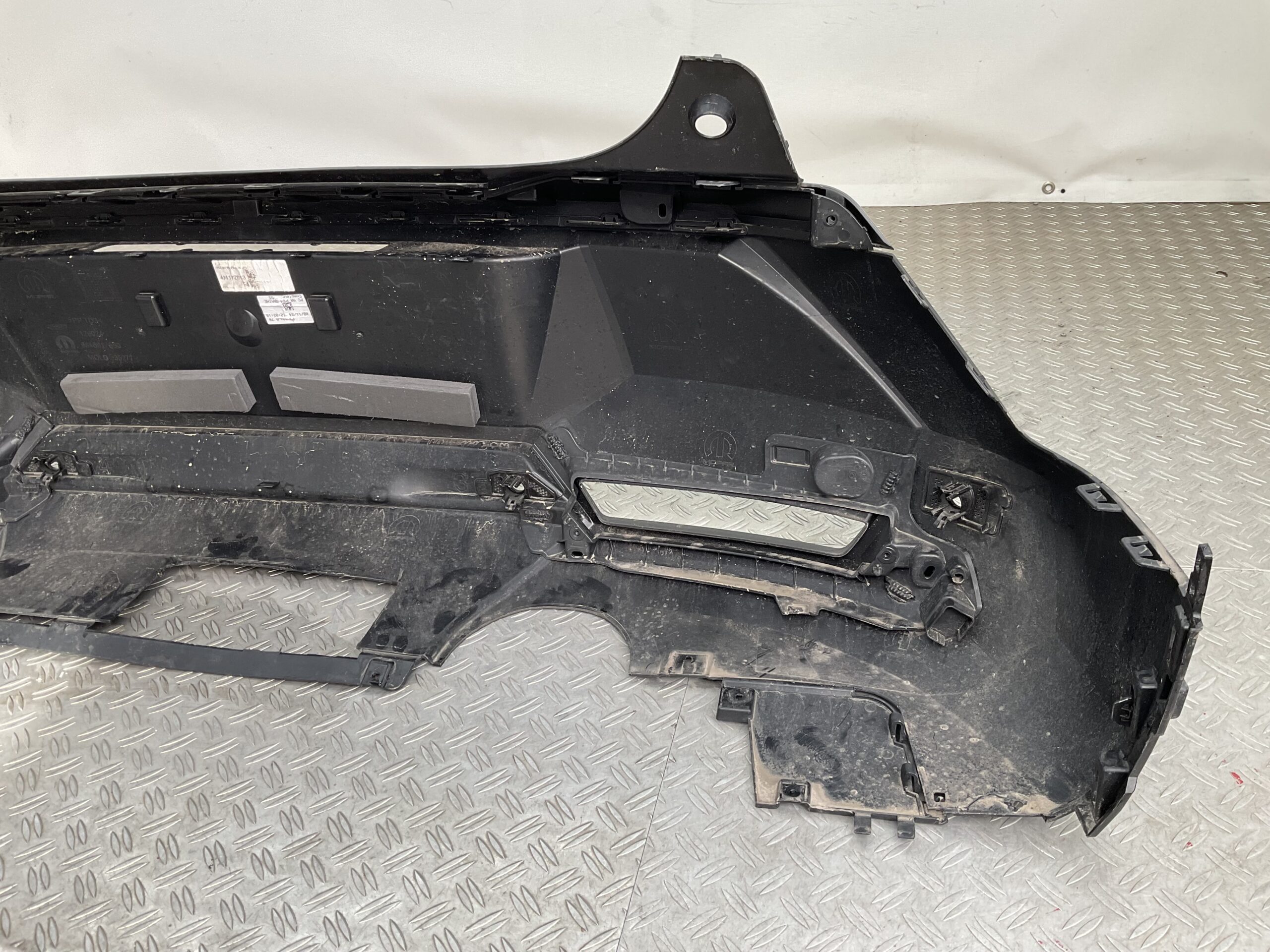Bumper Peugeot 3008 III 3 23- 9846812680 Achterbumper F3-18164