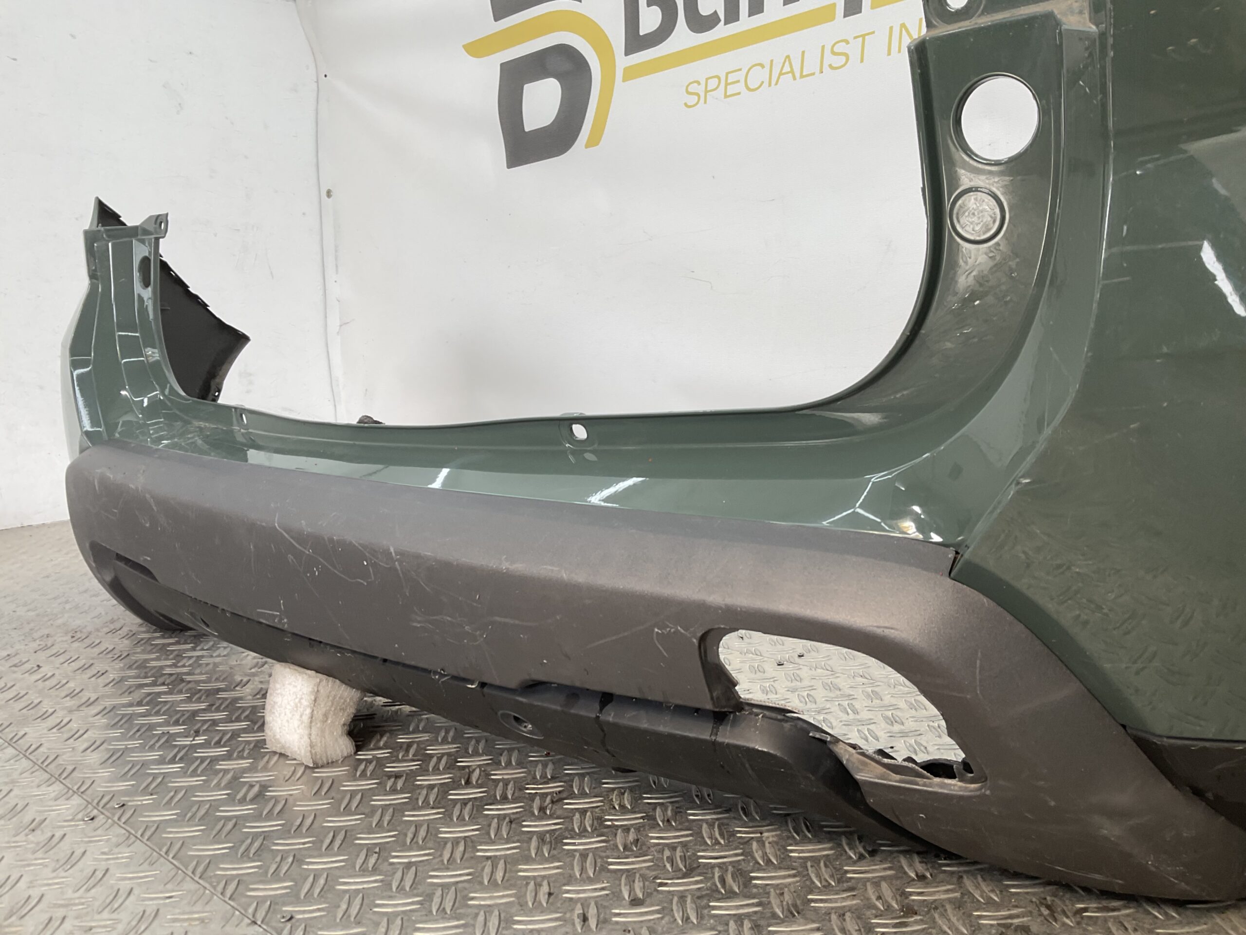 Bumper Dacia Duster 2 II 17-24 pdc 850700542R Achterbumper F2-19142