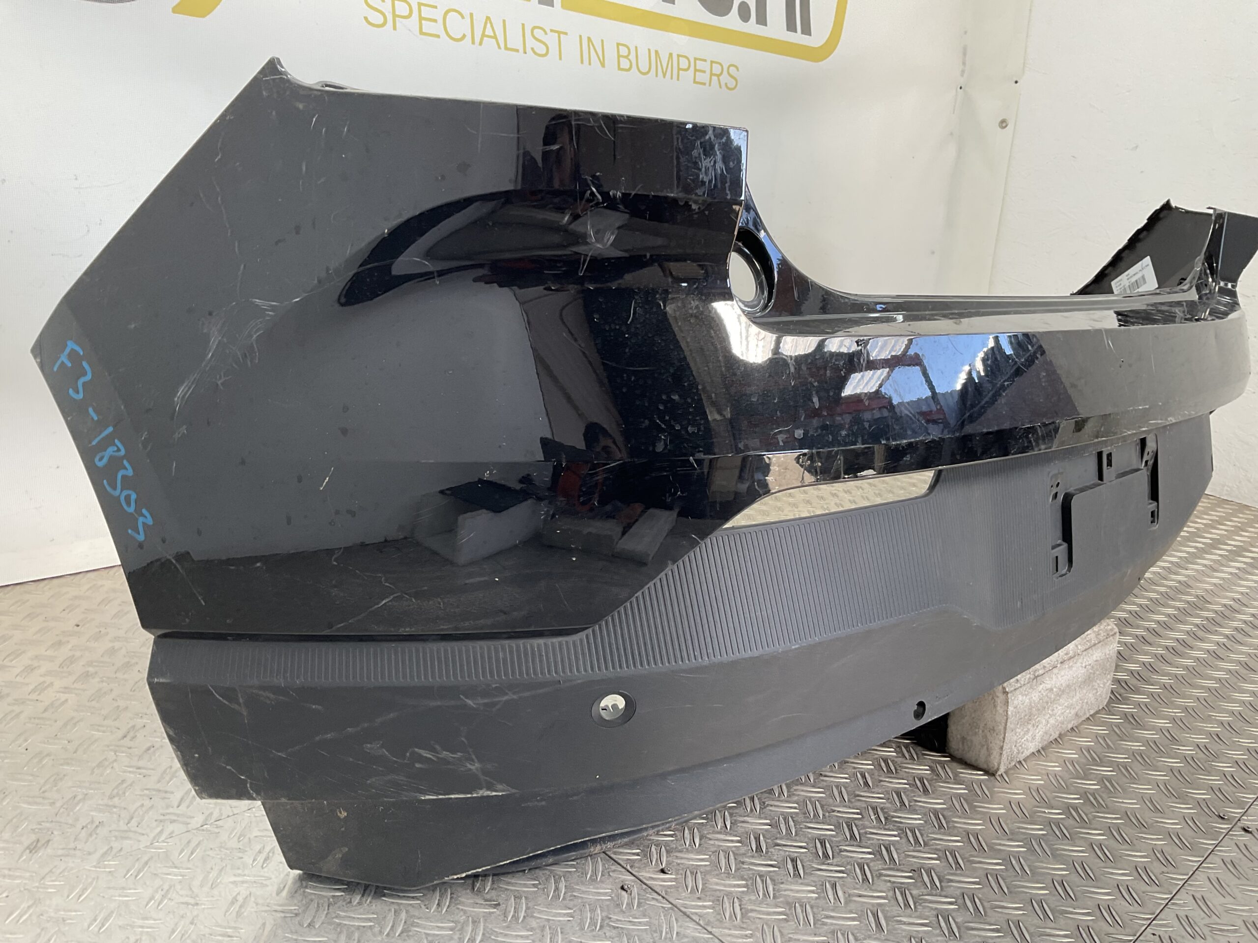 Bumper Volvo EX30 EX 30 23-25 31345661 Achterbumper F3-18303