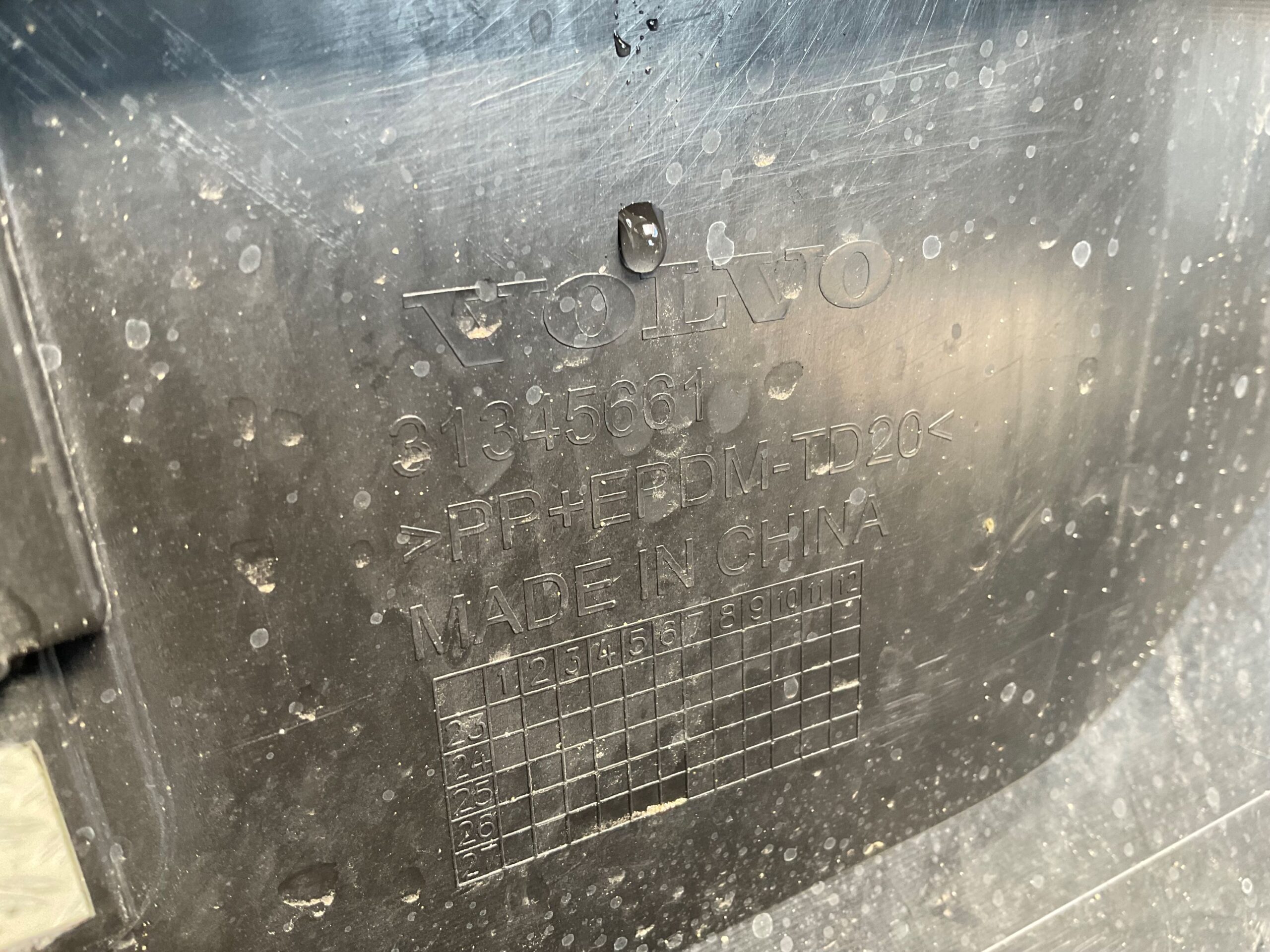 Bumper Volvo EX30 EX 30 23-25 31345661 Achterbumper F3-18303