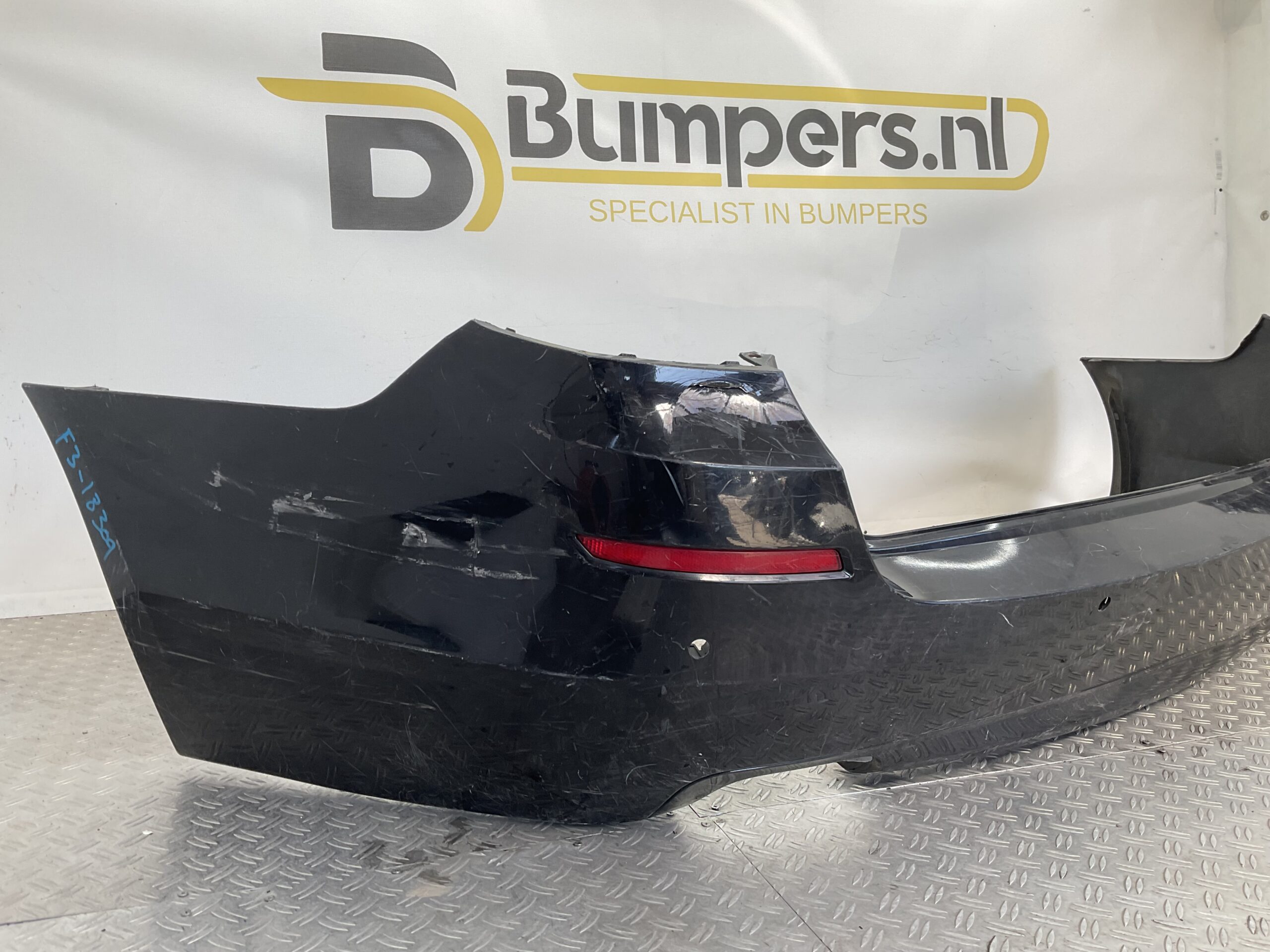 Bumper BMW 5 Serie F11 Estate pdc 15857711 Achterbumper F3-18309