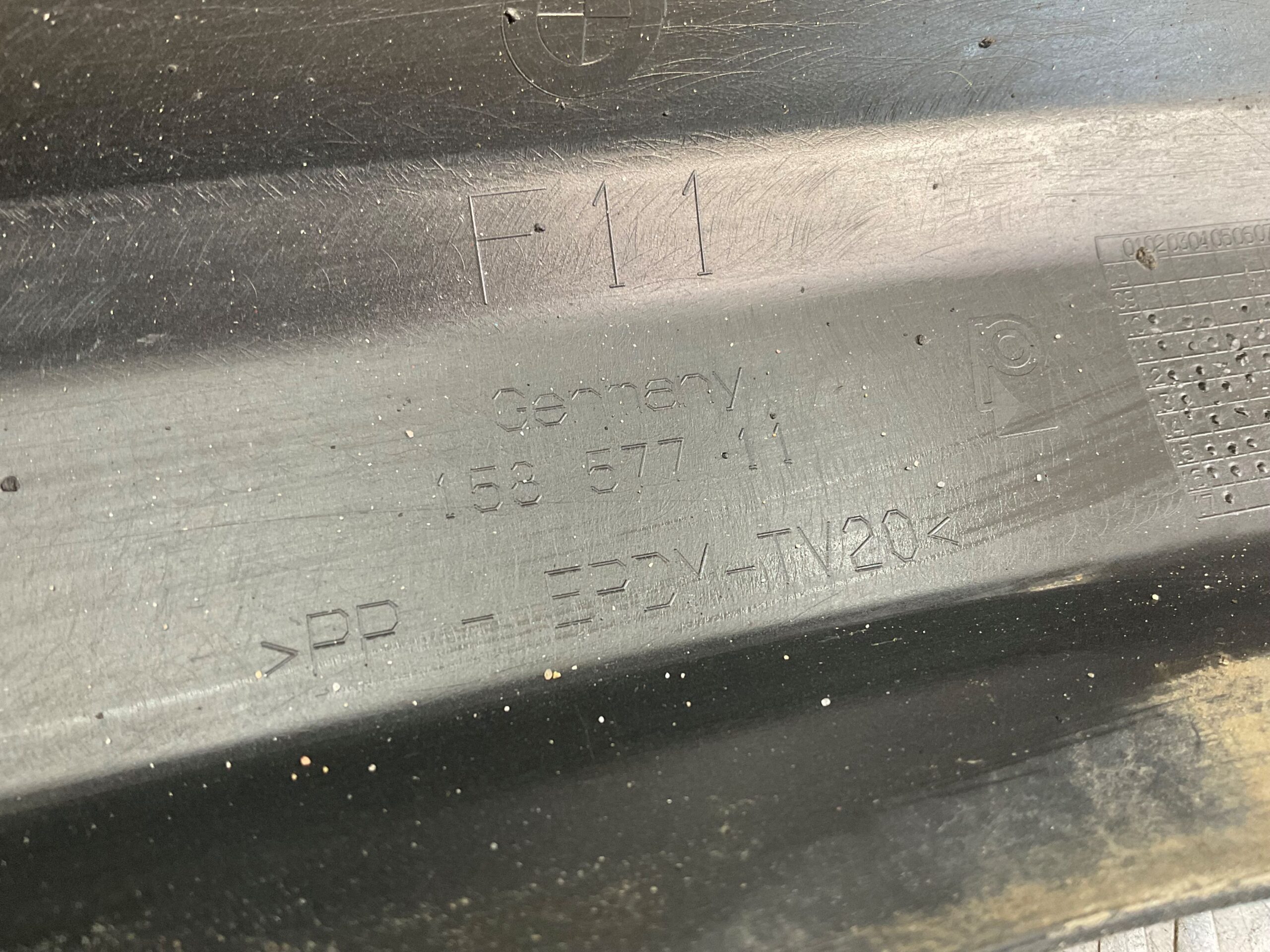 Bumper BMW 5 Serie F11 Estate pdc 15857711 Achterbumper F3-18309