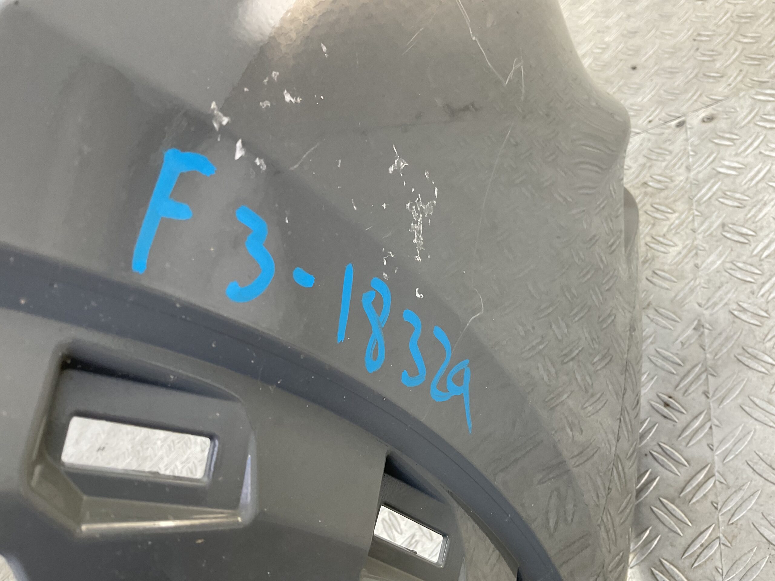 Bumper Citroen DS7 Crossback 99899247 Achterbumper F3-18329