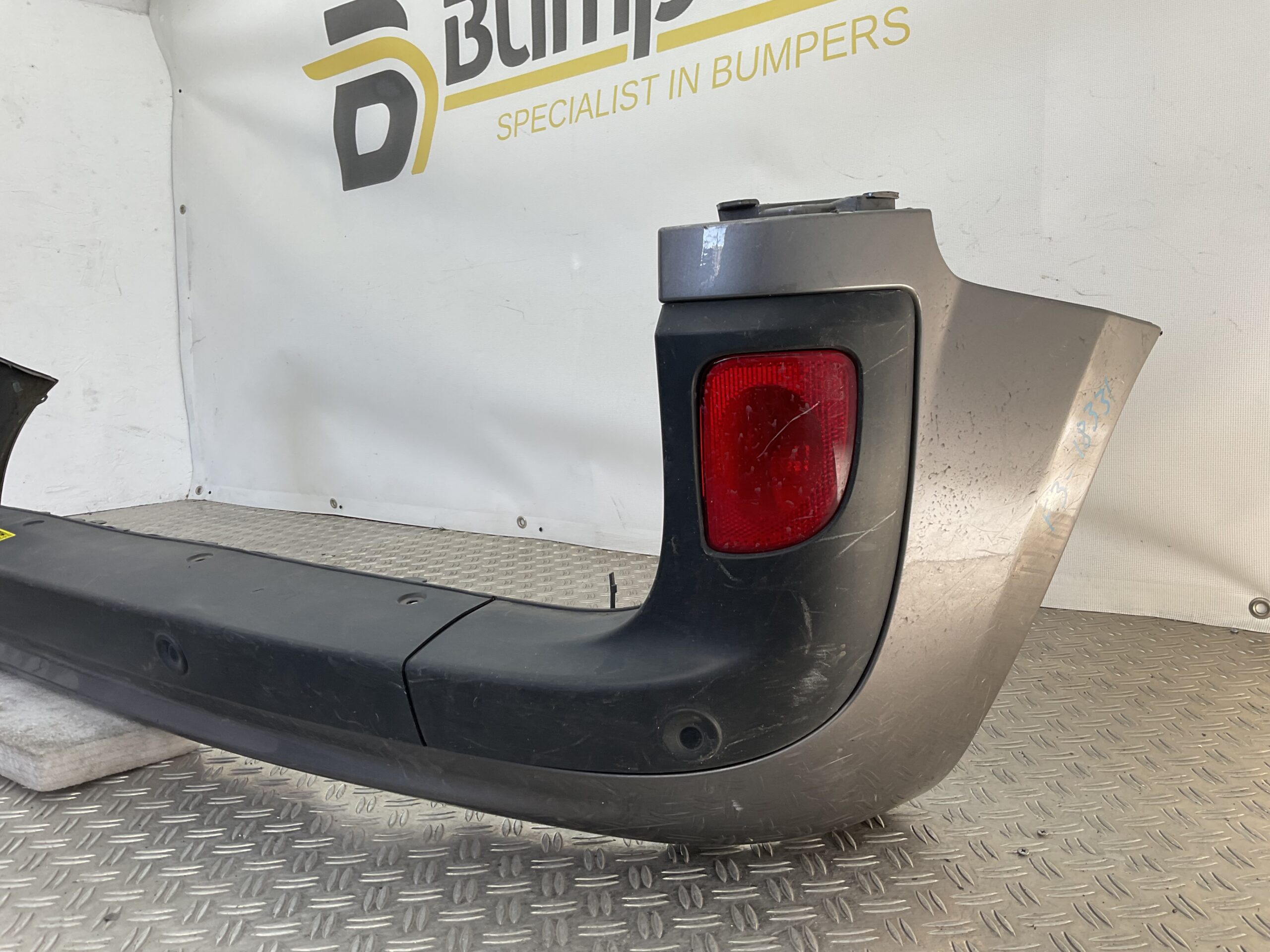 Bumper Renault Kangoo Express 8200499018 Achterbumper F3-18331