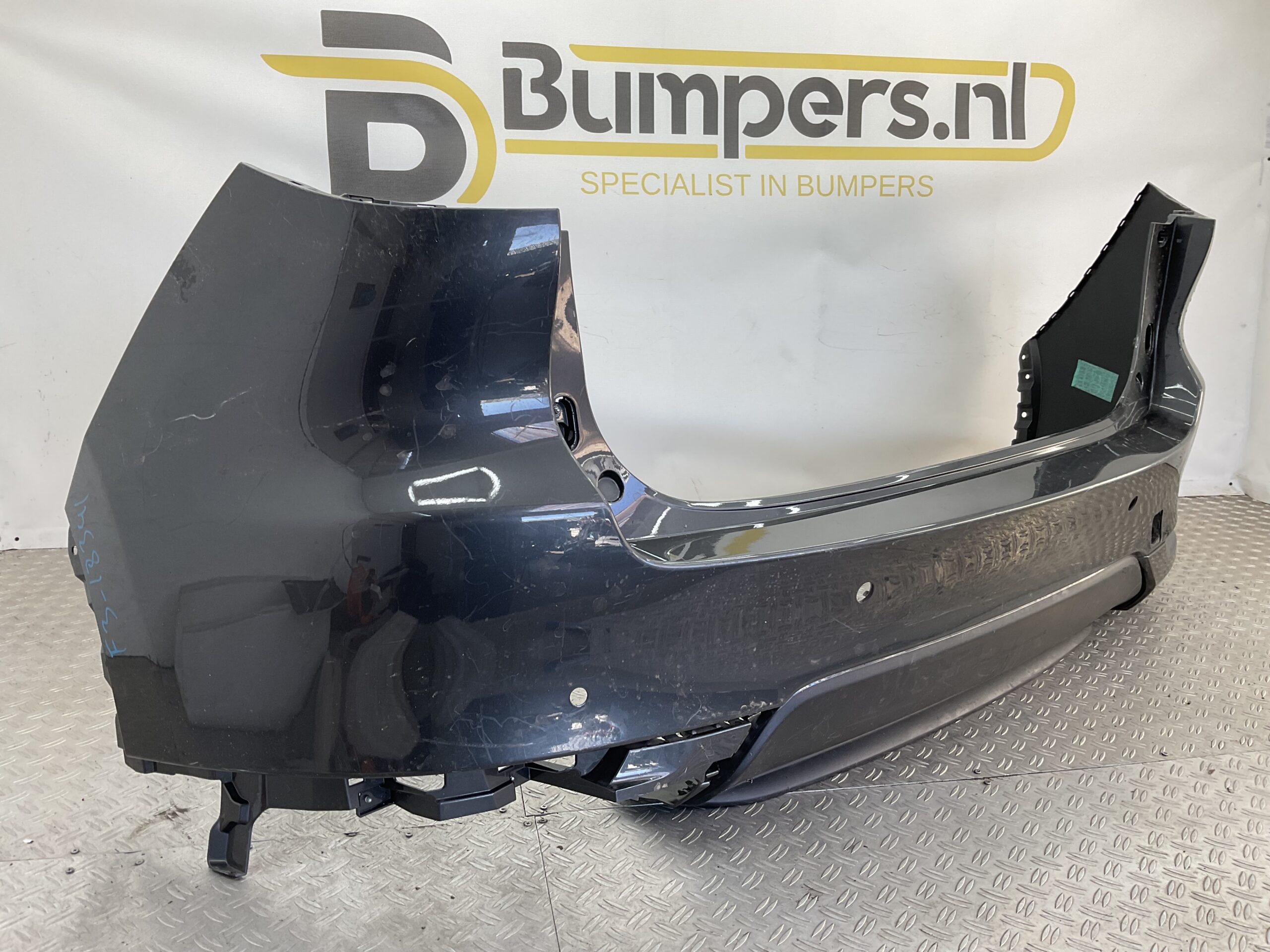 Bumper Mazda CX60 CX-60 4xpdc KAAA-50221 Achterbumper F3-18341