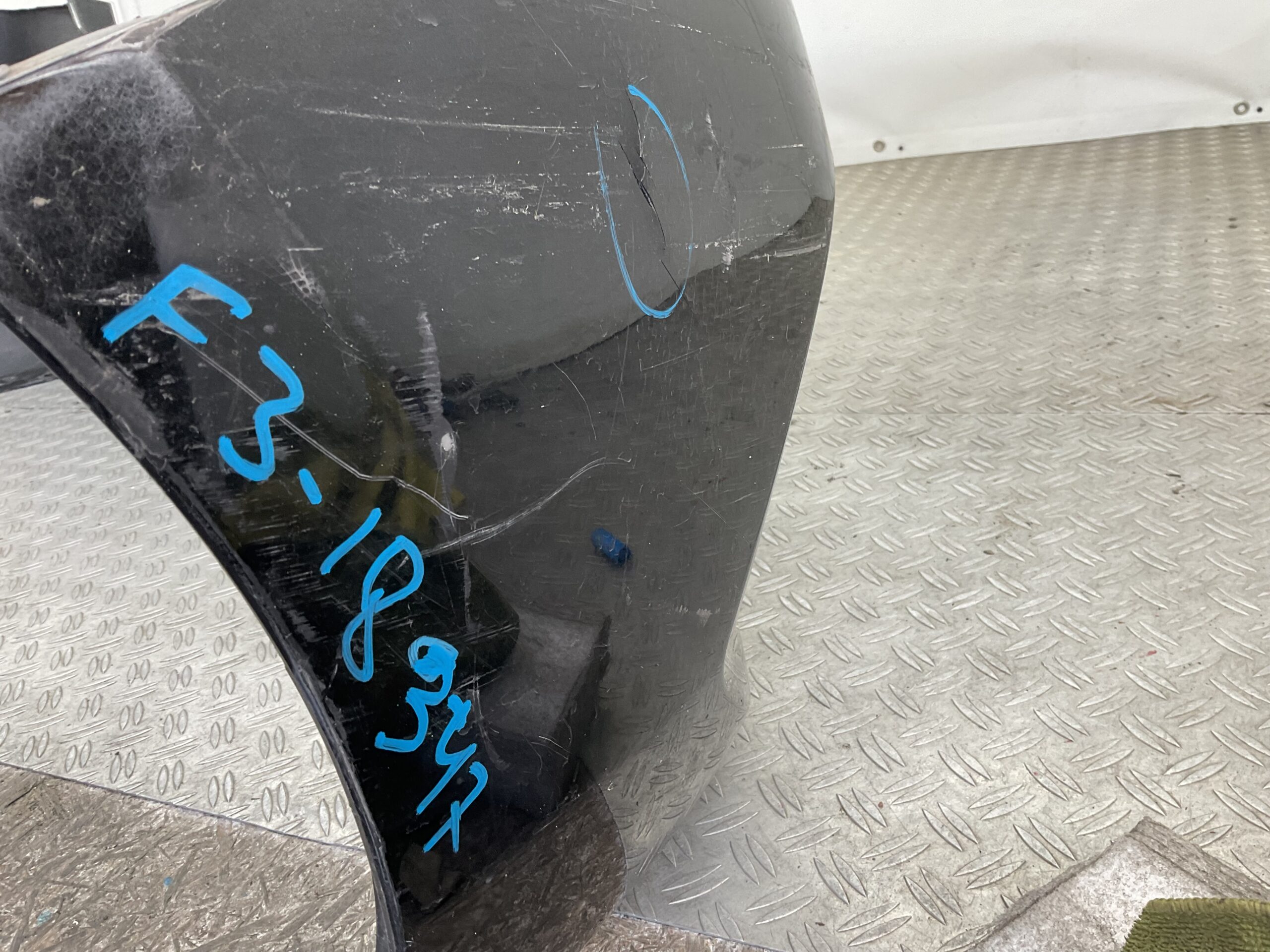 Bumper BMW 1Serie F40 Sport 51127461391 Achterbumper F3-18347