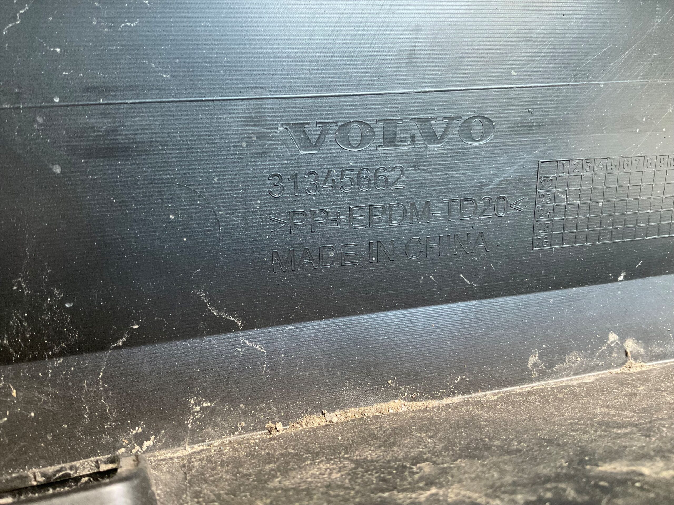 Bumper Volvo EX30 EX 30 23-25 31345662 Achterbumper F3-18354