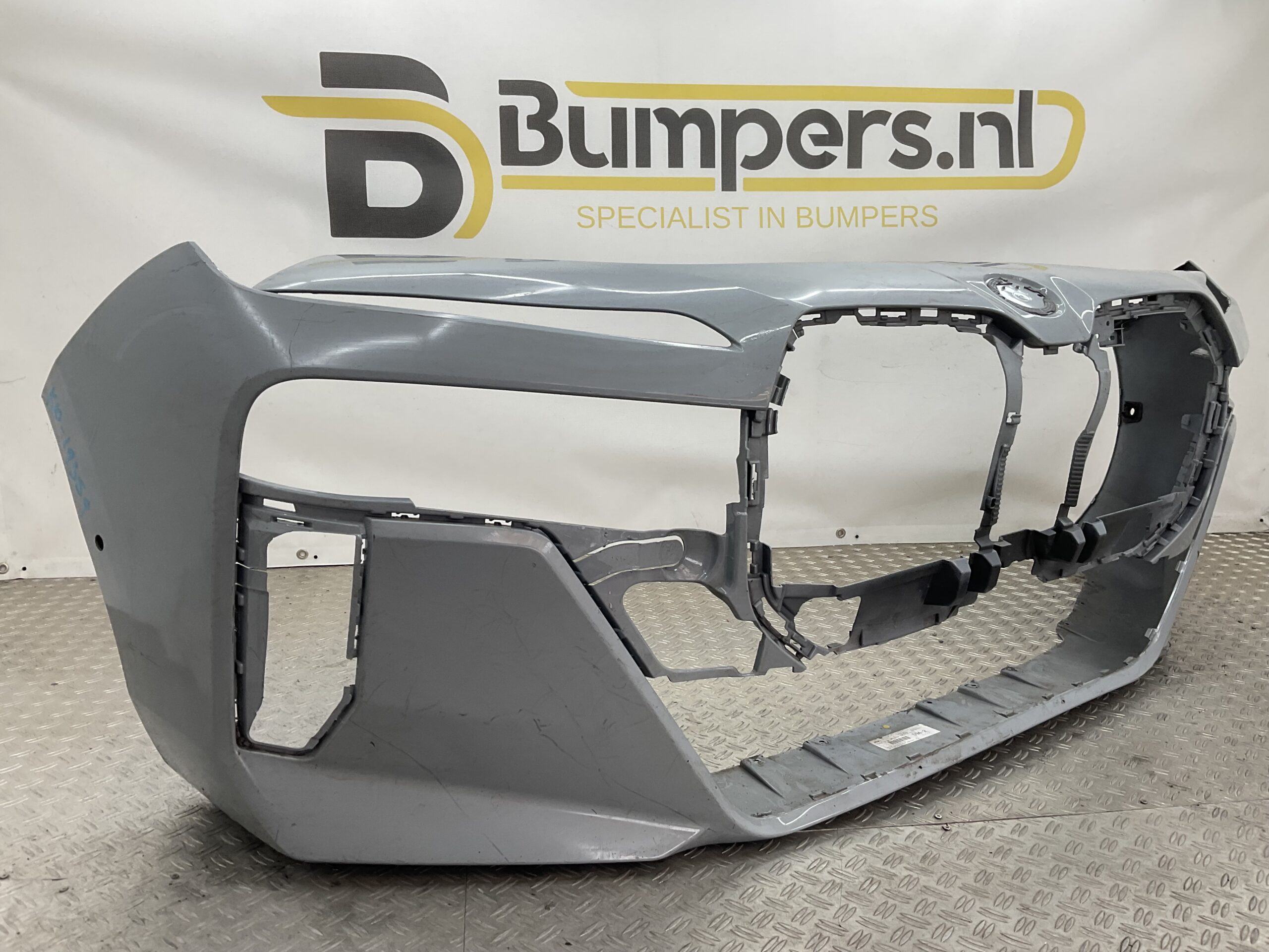 Bumper BMW 7 Serie i7 G70 M Pakket 22-25 51118081544 Voorbumper K10-19359