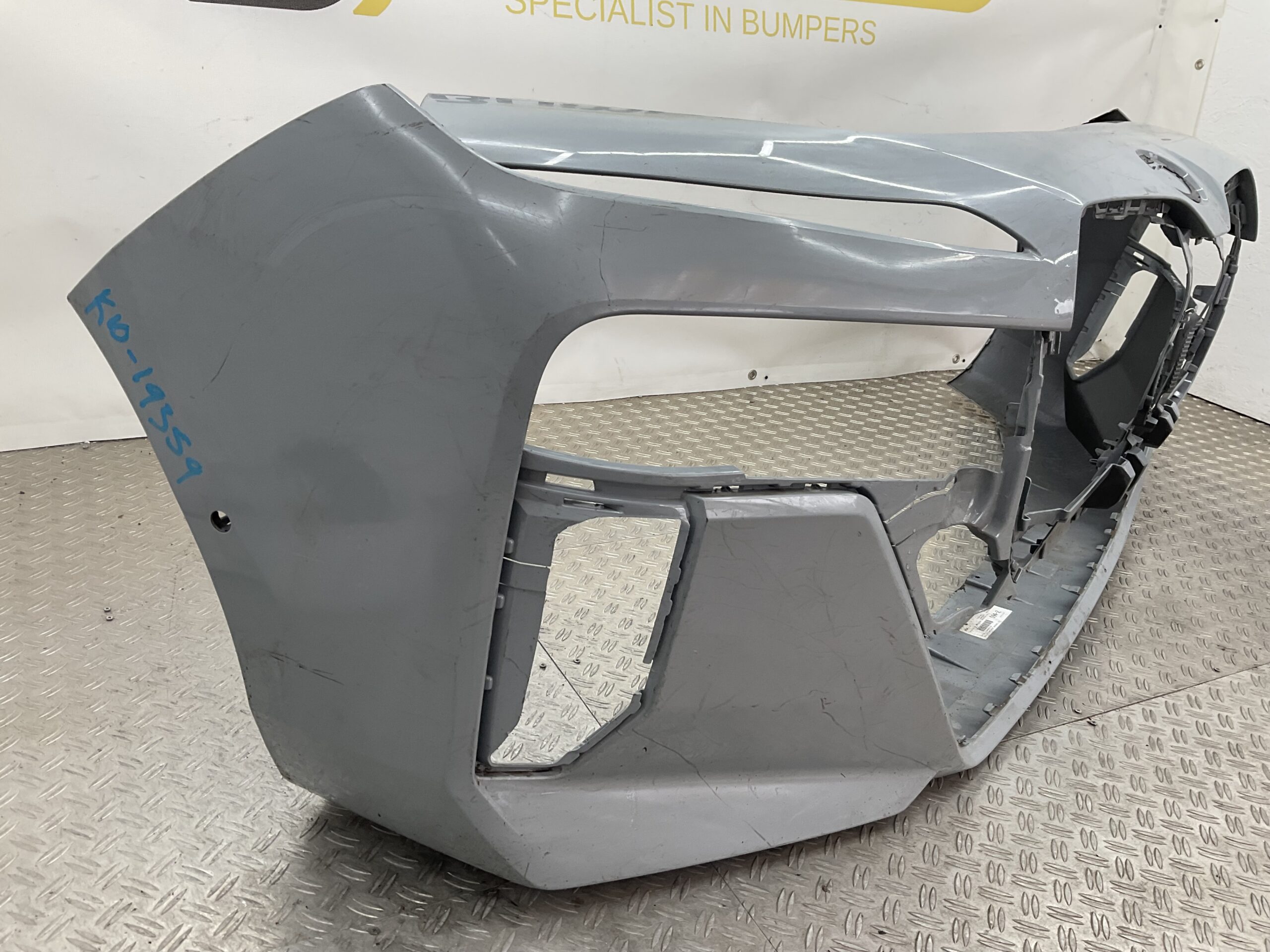 Bumper BMW 7 Serie i7 G70 M Pakket 22-25 51118081544 Voorbumper K10-19359