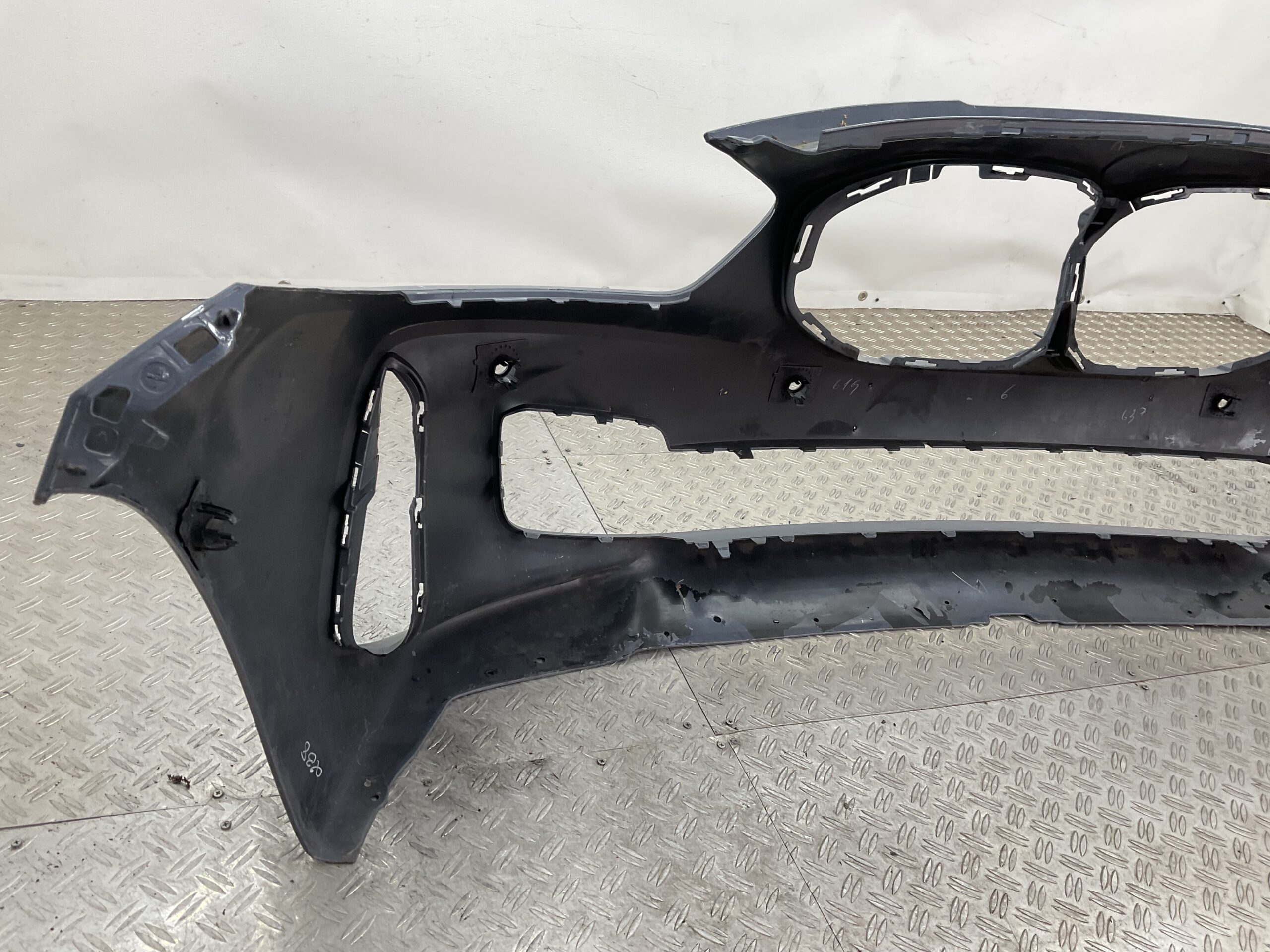 Bumper BMW 1 Serie F40 M Sport M-Sport 19-21 21165311 Voorbumper K5-19360