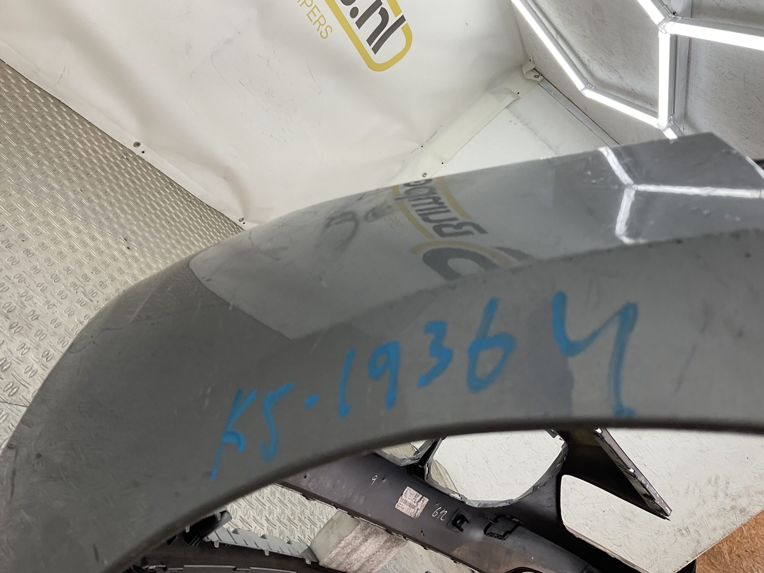 Bumper BMW 1 Serie F40 Sportline 51117459708 Voorbumper K5-19364