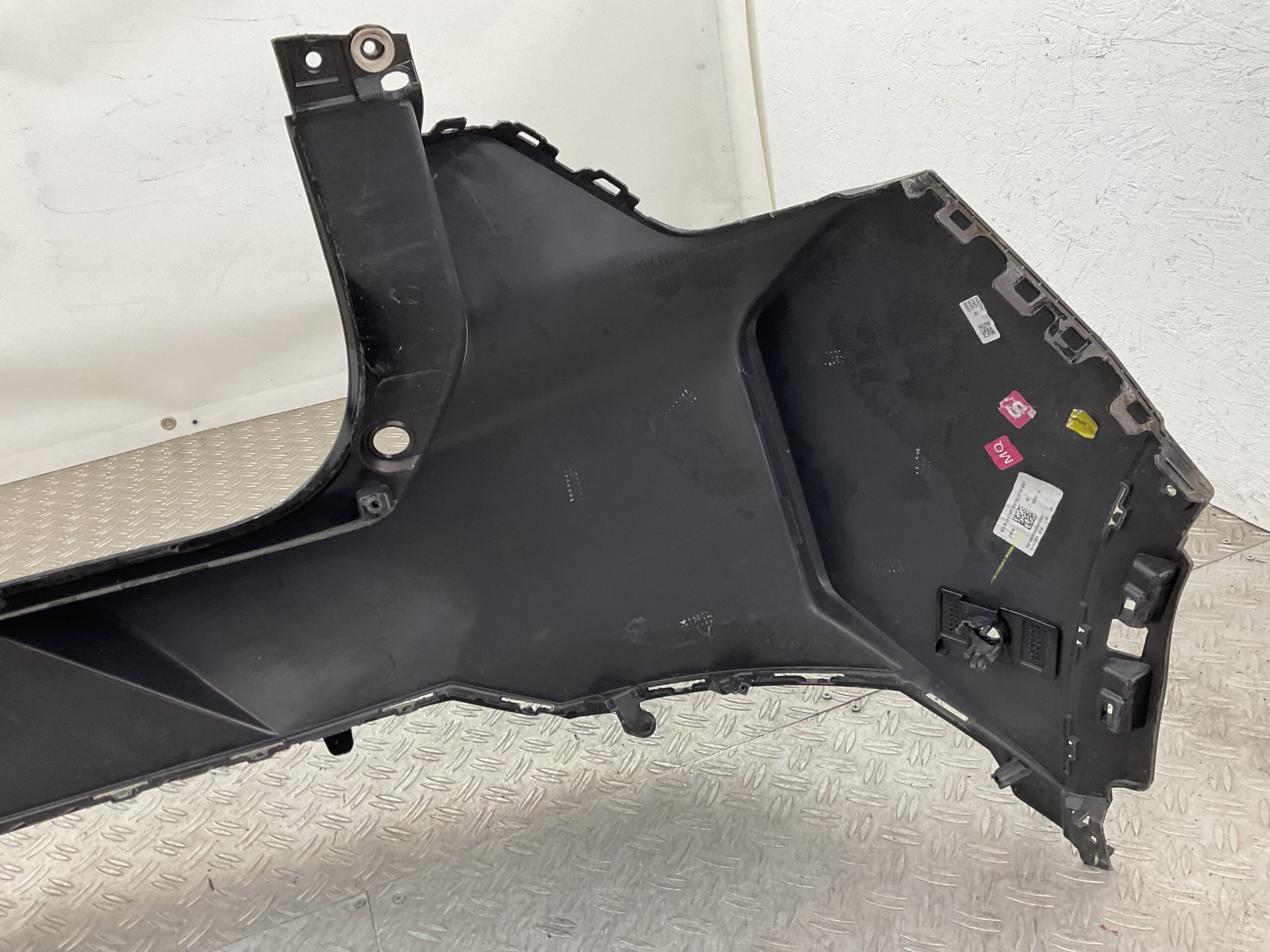 Bumper Renault Scenic E-Tech V 2024 850239698R Achterbumper F1-19463