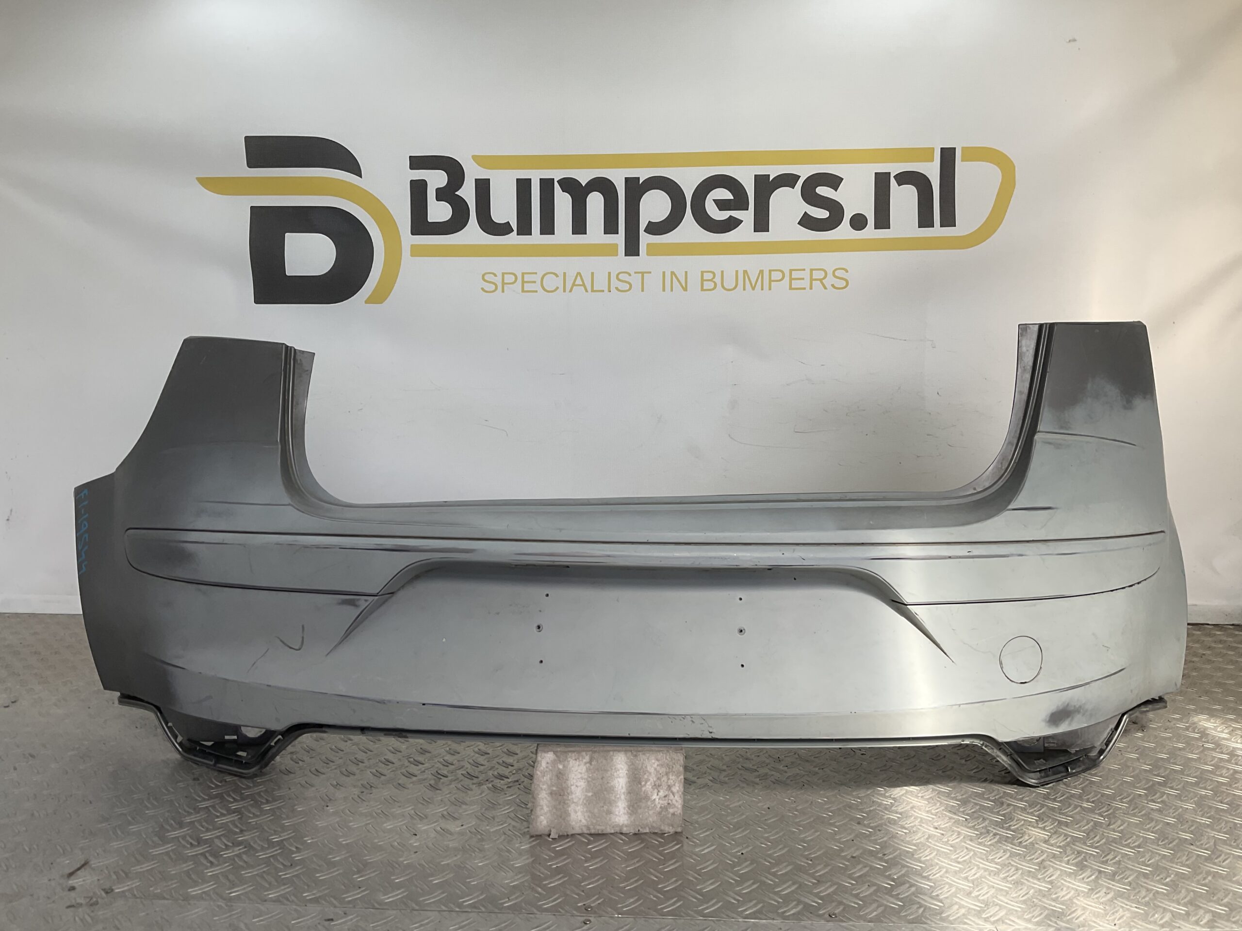 Bumper Seat Altea XL 04-15 5P0807421B Achterbumper F1-19544