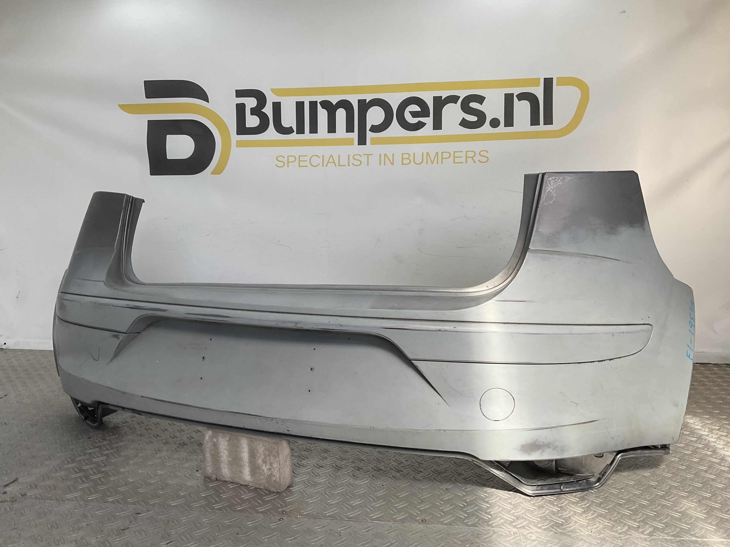 Bumper Seat Altea XL 04-15 5P0807421B Achterbumper F1-19544