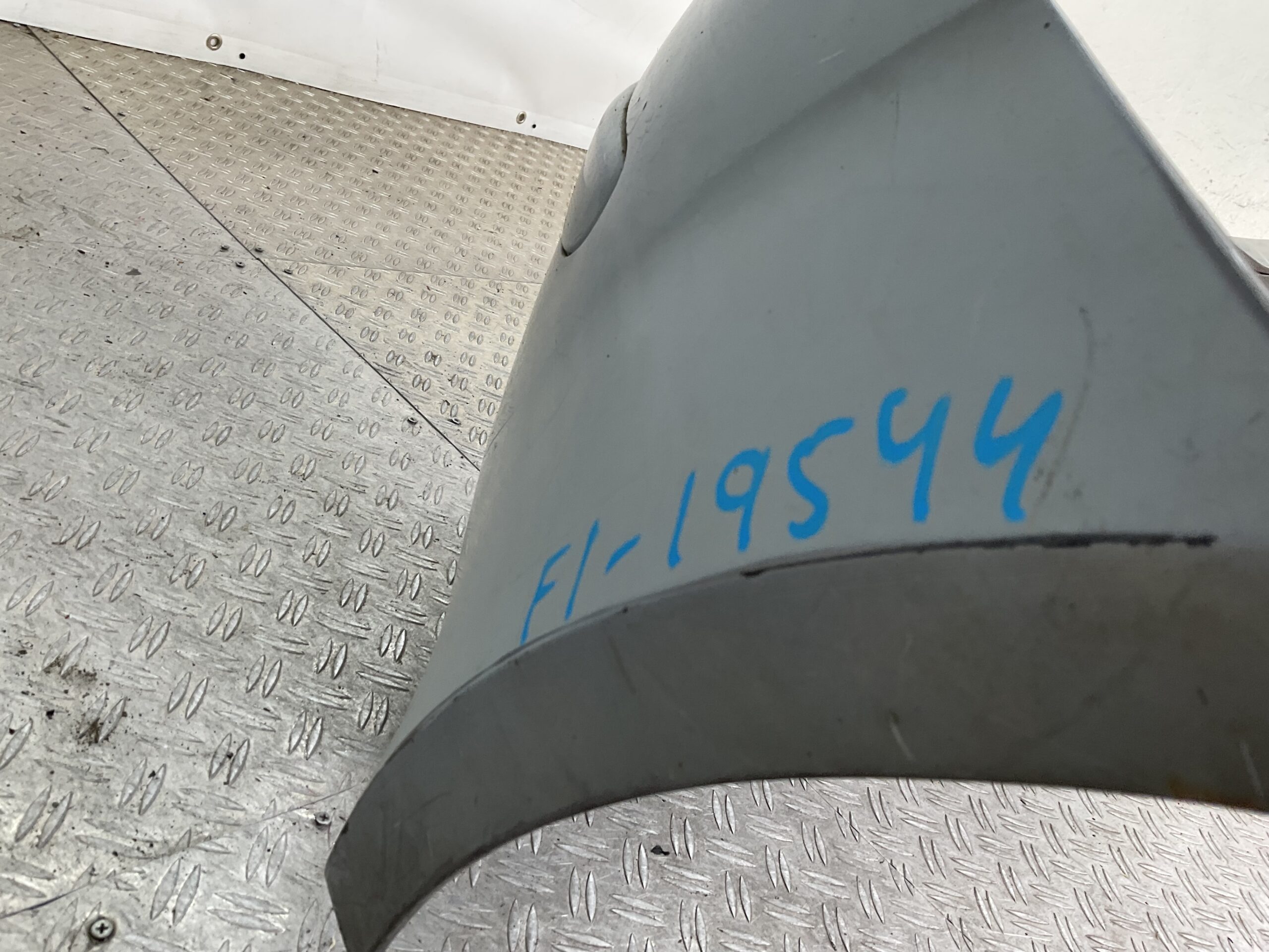 Bumper Seat Altea XL 04-15 5P0807421B Achterbumper F1-19544