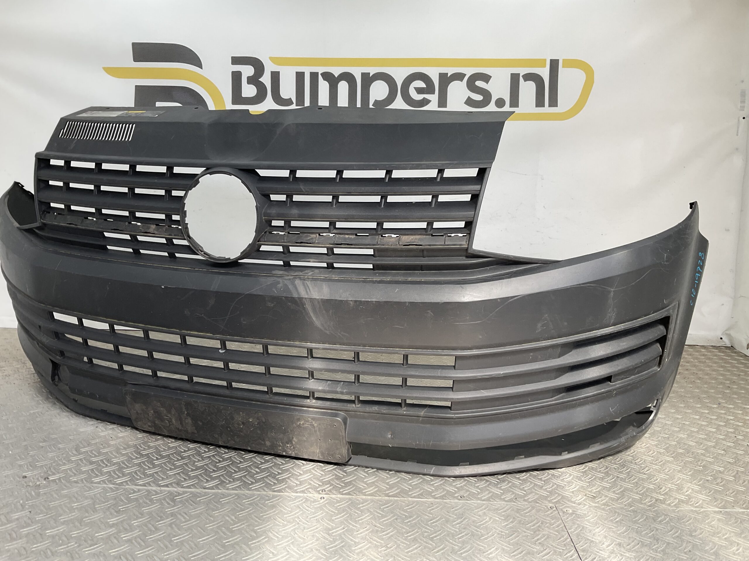Bumper Volkswagen Transporter T6 7E0 15-19 7E0807221D Voorbumper C10-19728