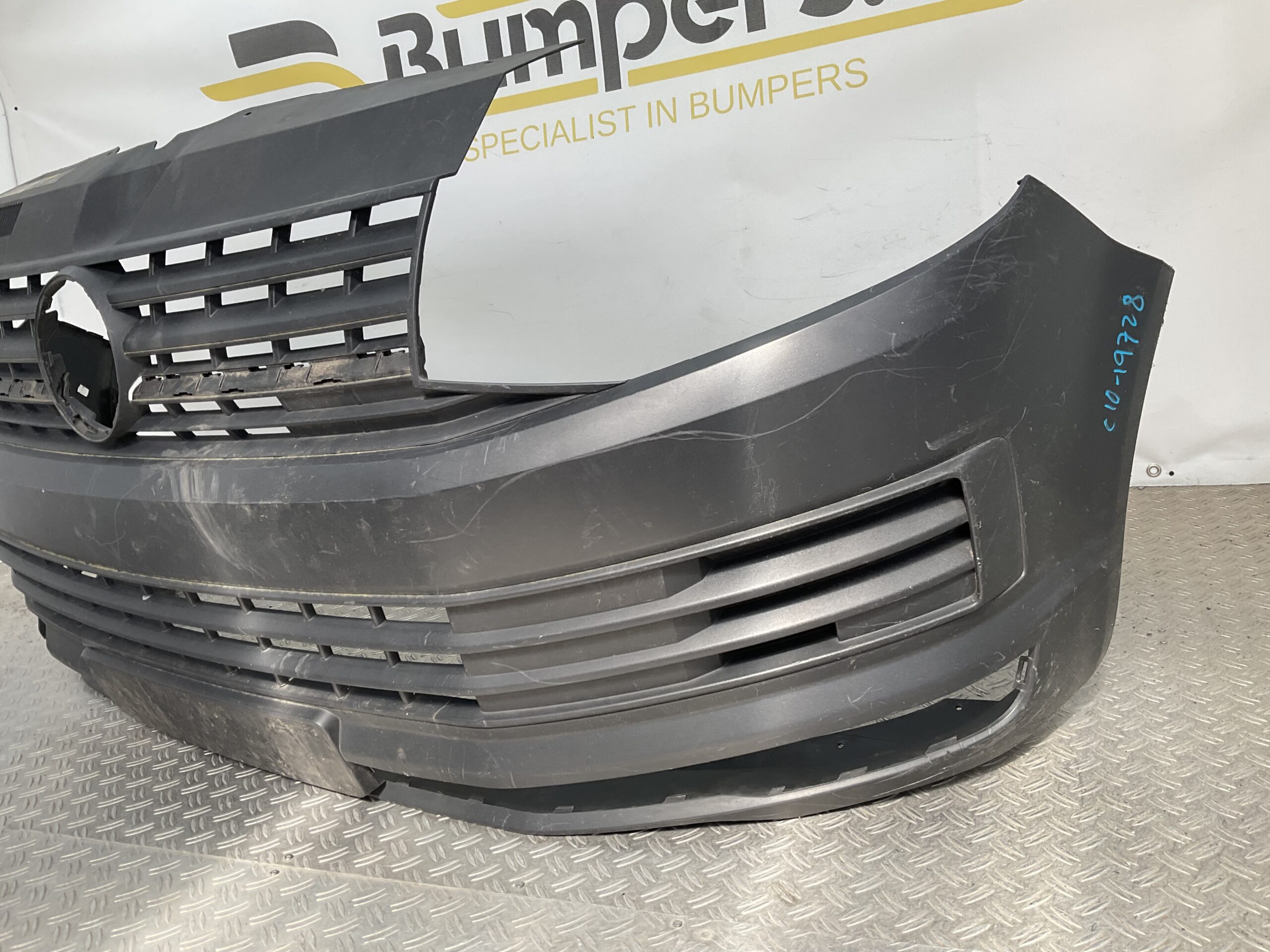 Bumper Volkswagen Transporter T6 7E0 15-19 7E0807221D Voorbumper C10-19728