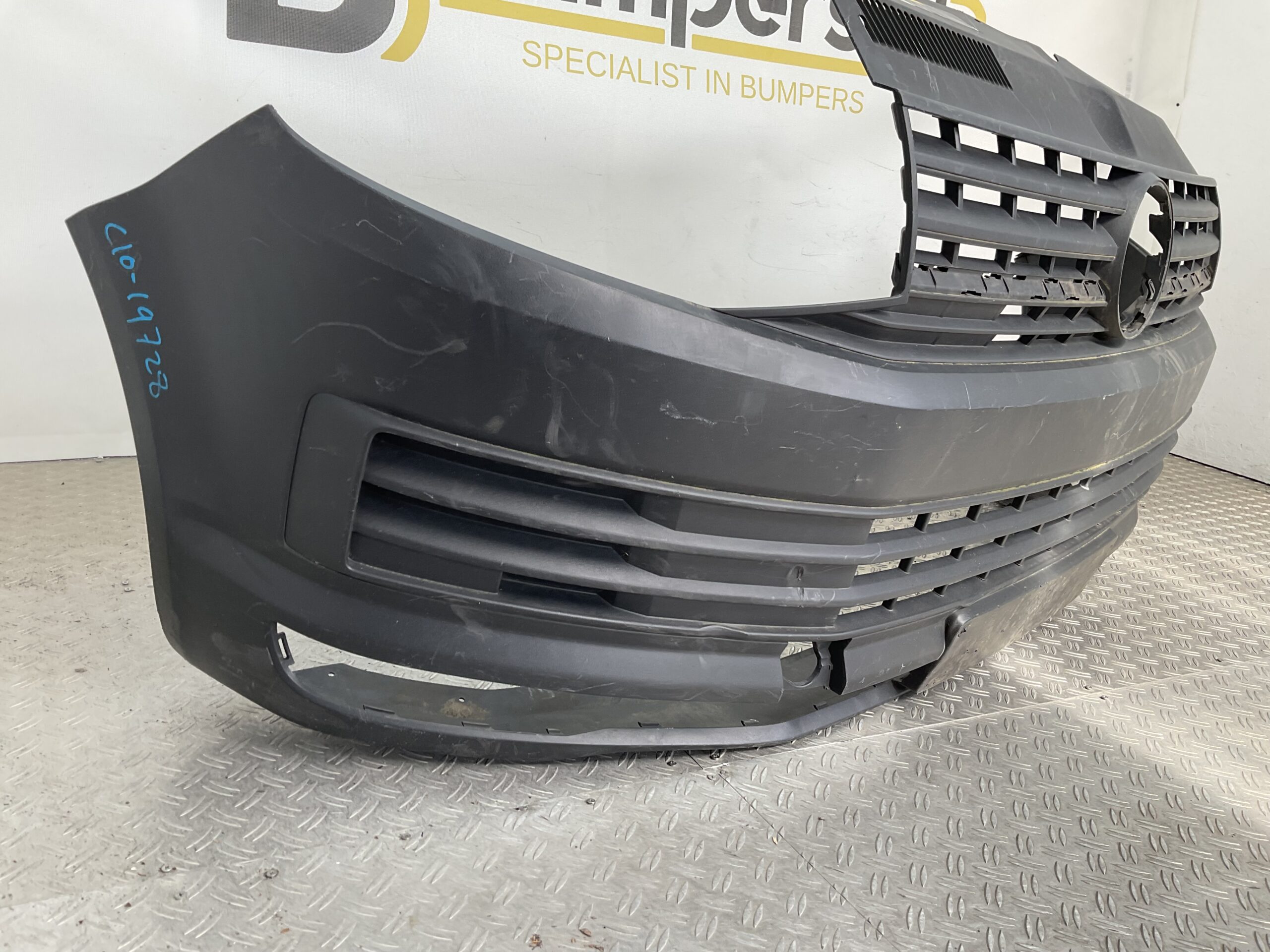 Bumper Volkswagen Transporter T6 7E0 15-19 7E0807221D Voorbumper C10-19728