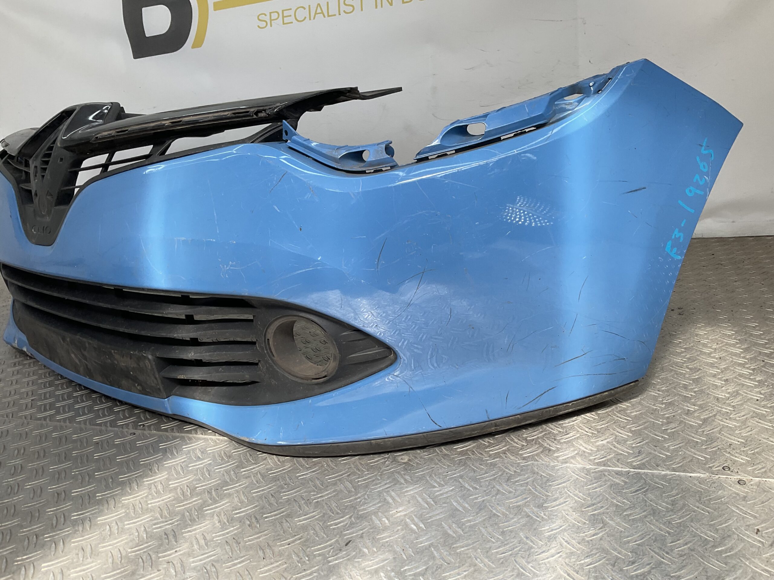 Bumper Renault Clio 4 2012-2015 620221112R Voorbumper F3-19265