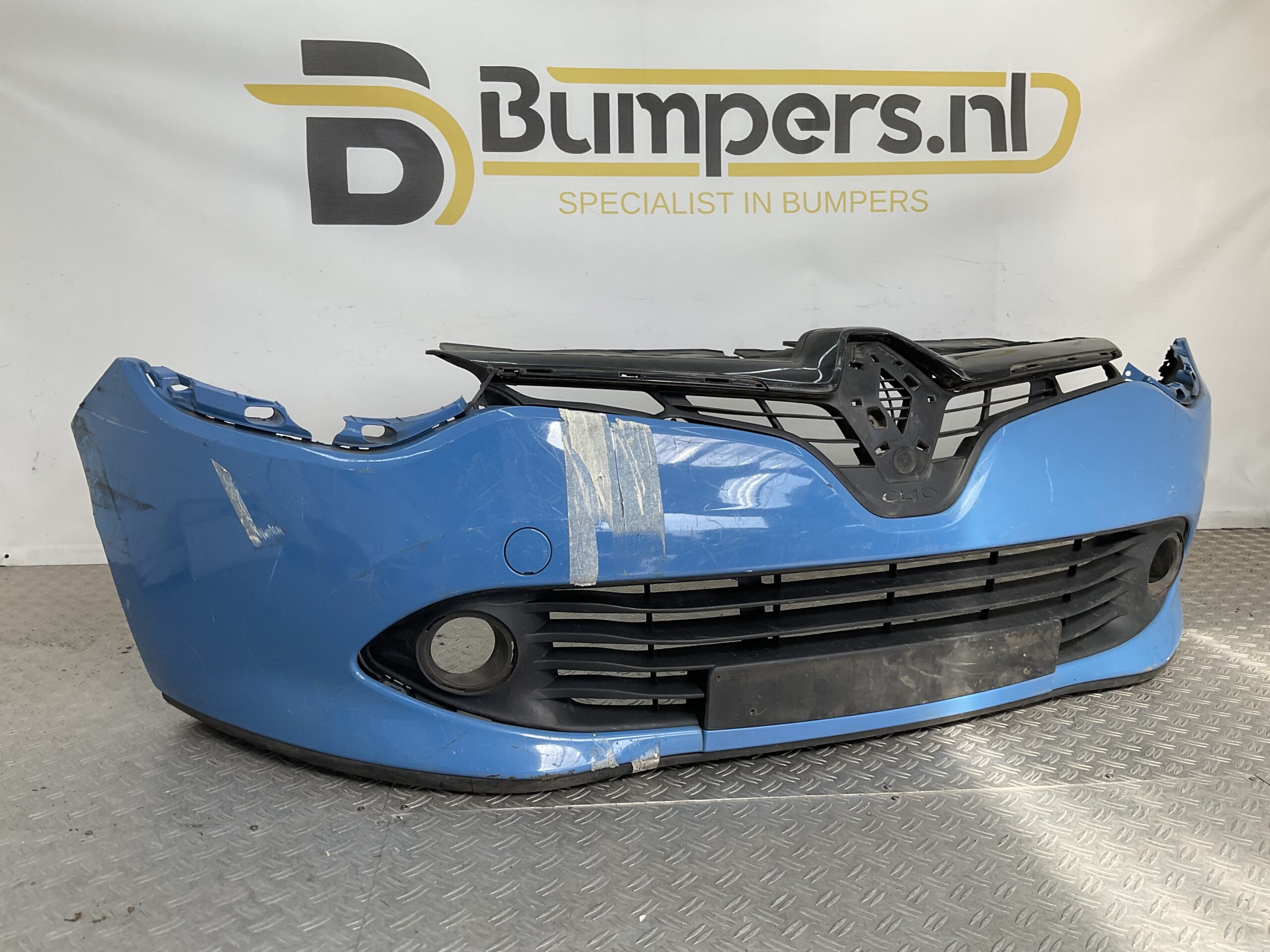 Bumper Renault Clio 4 2012-2015 620221112R Voorbumper F3-19265