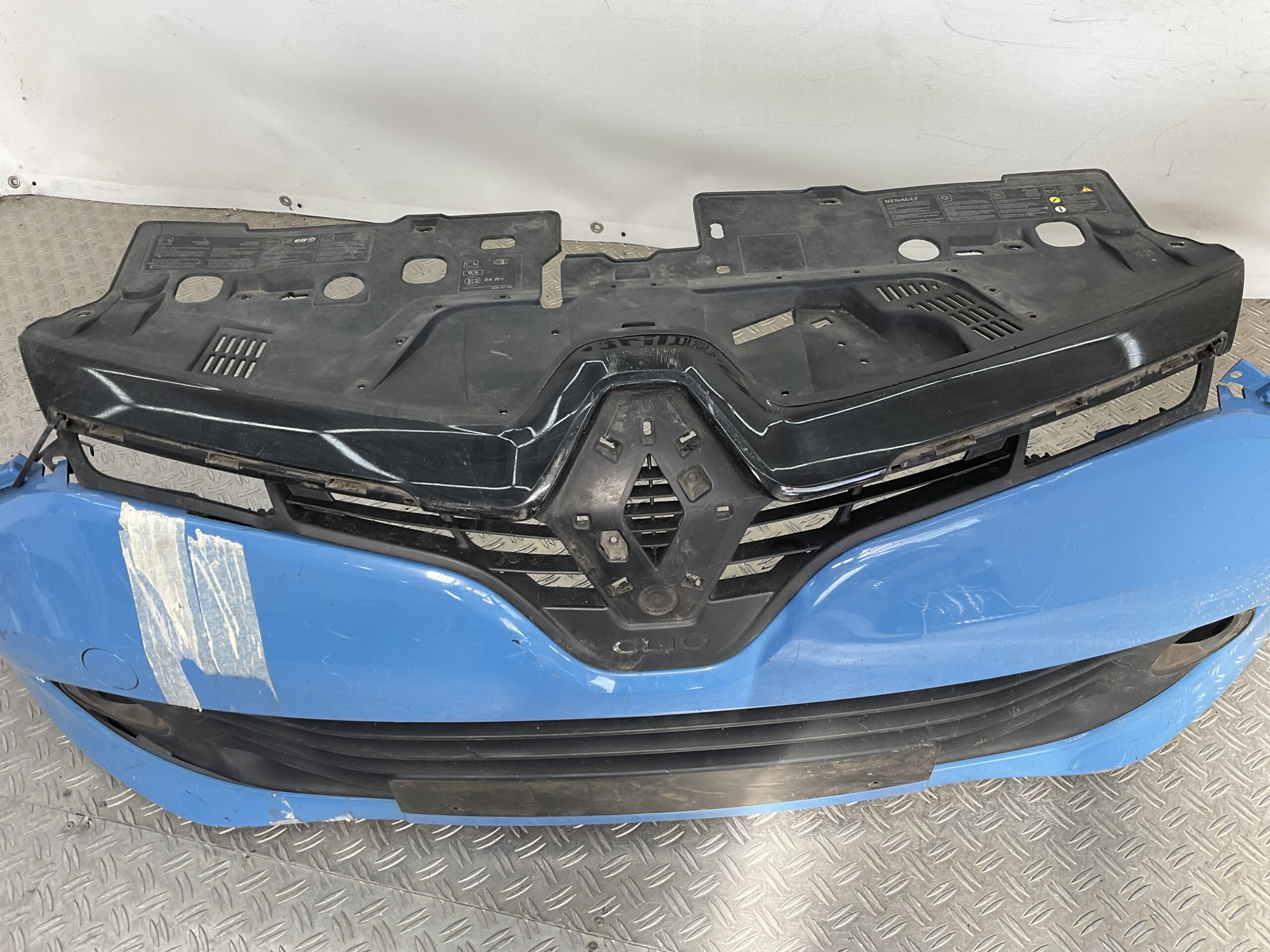 Bumper Renault Clio 4 2012-2015 620221112R Voorbumper F3-19265