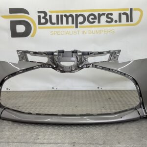 Bumper Toyota Yaris 2012 521190D660 Voorbumper D4-19905
