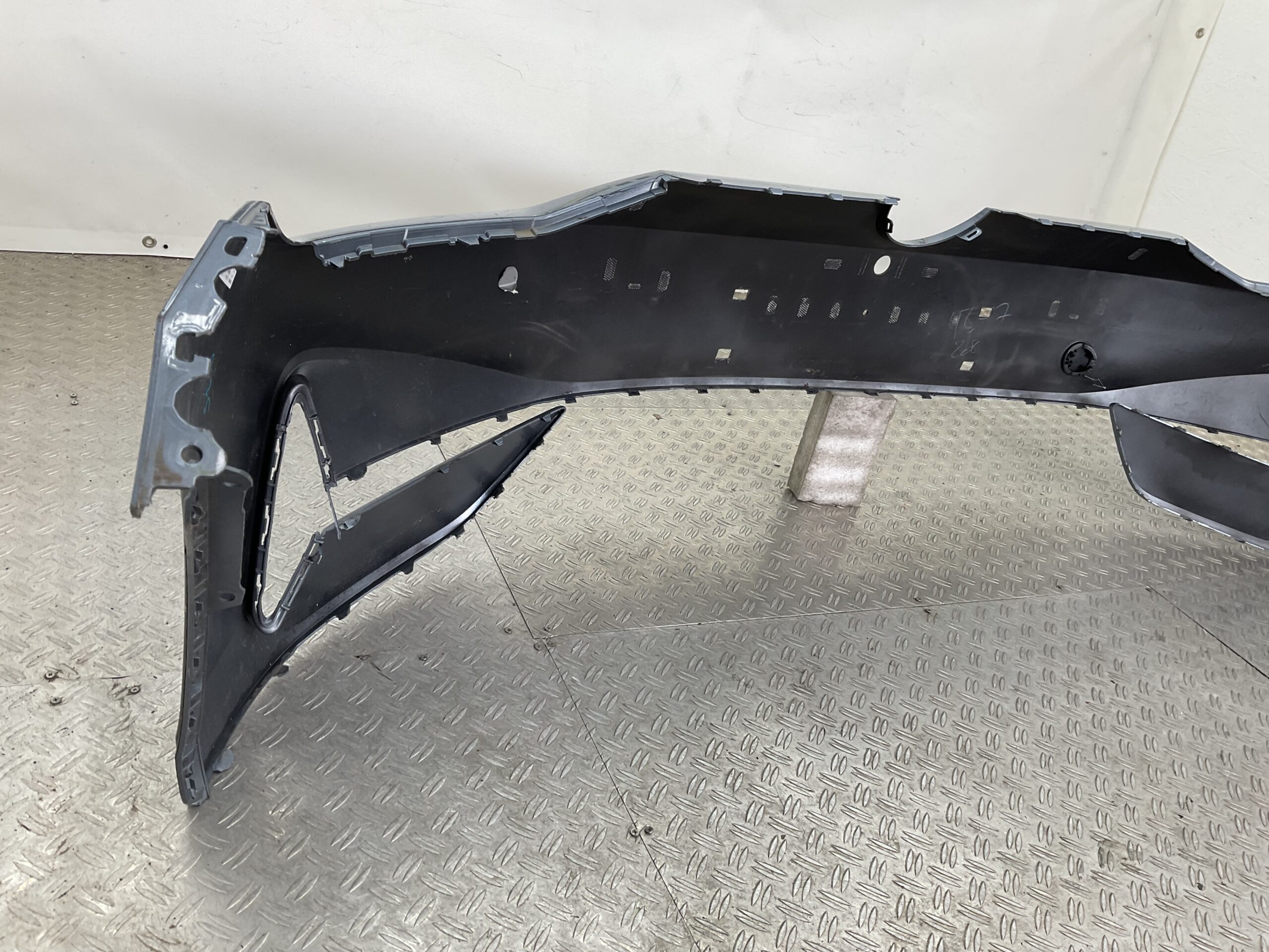 Bumper Volkswagen ID.7 2024 14A807221D Voorbumper C10-19047