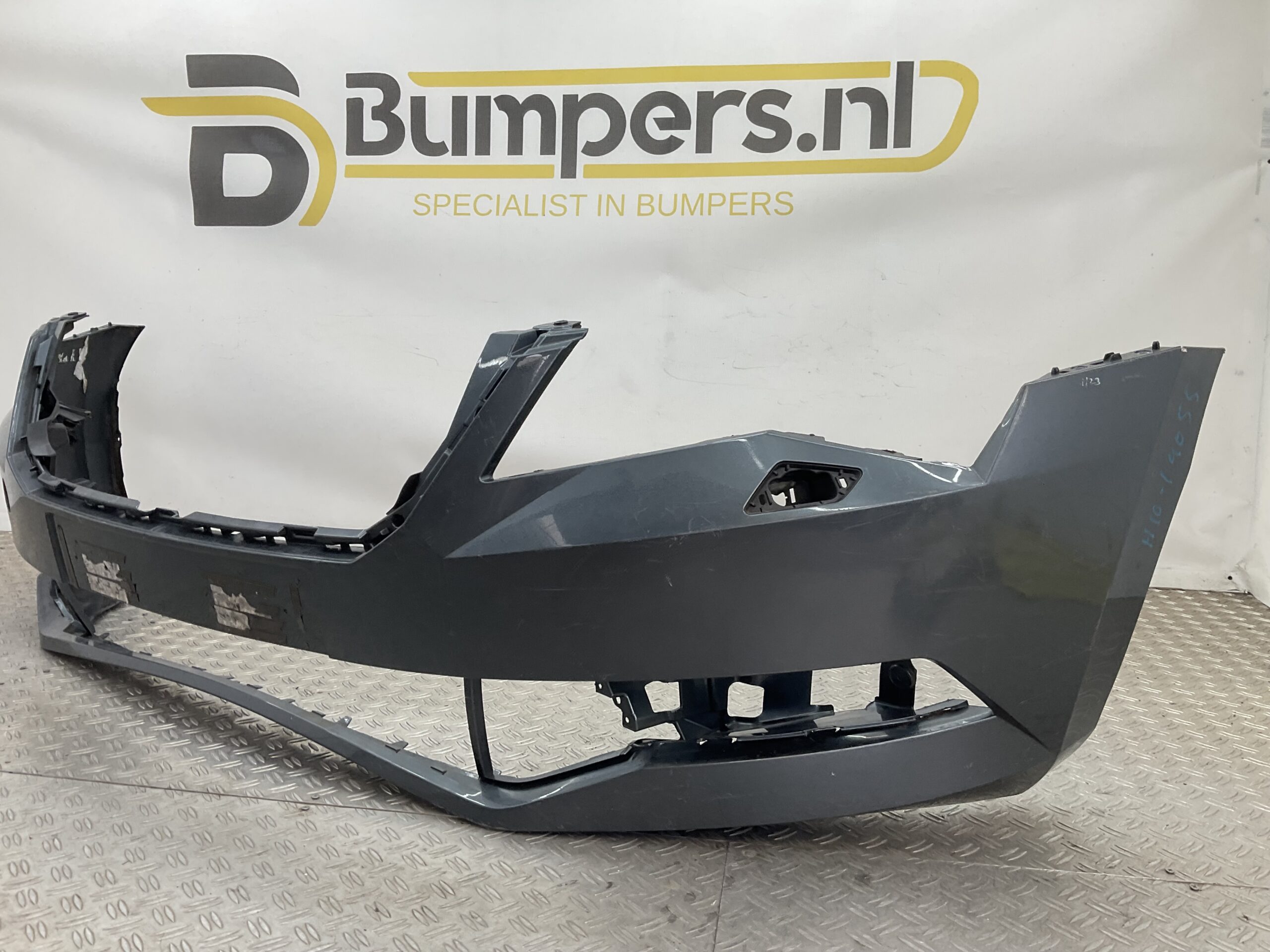 Bumper Skoda Superb lll 3V Facelift 2019 3V0807221 Voorbumper H10-19055