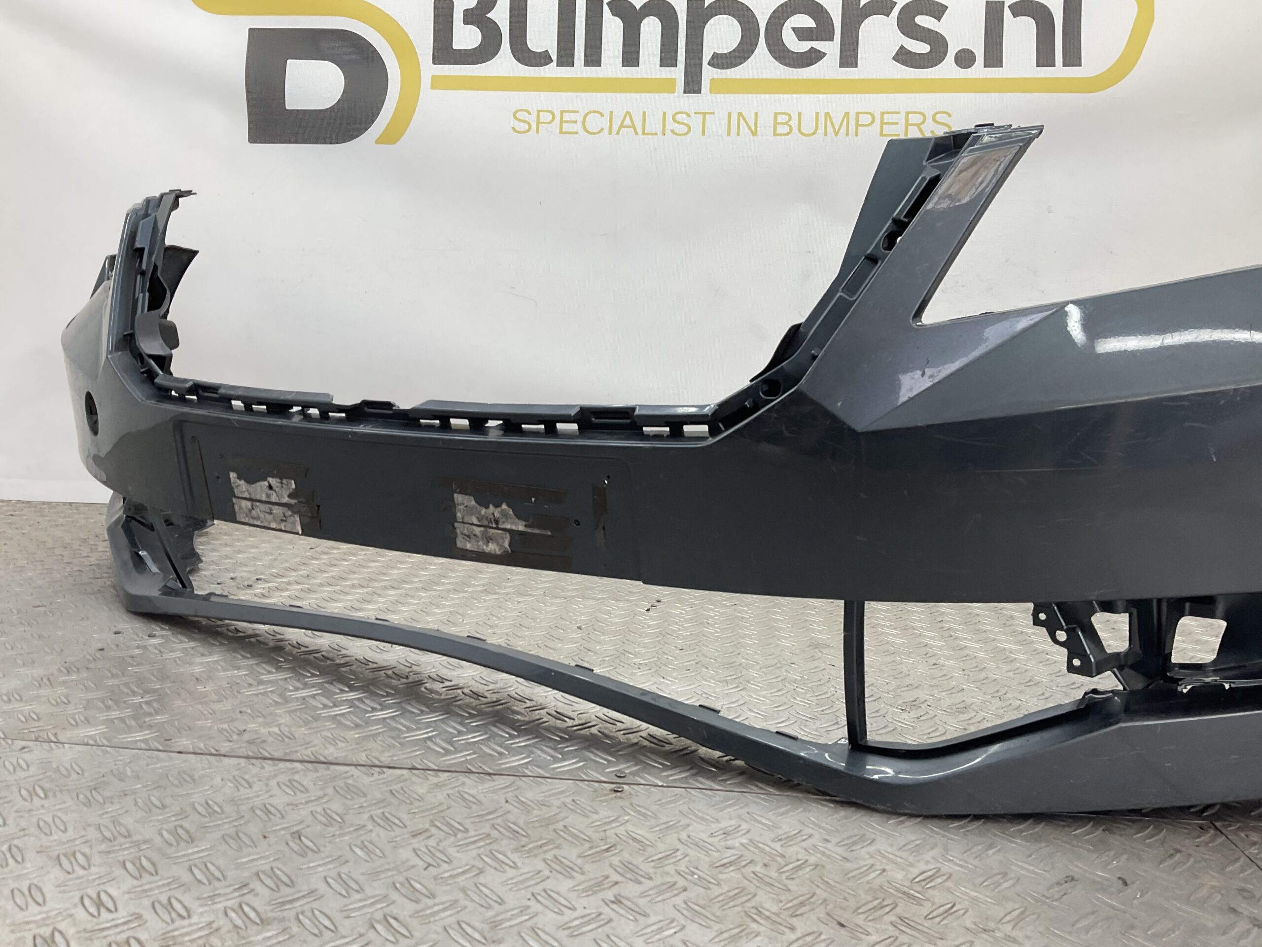 Bumper Skoda Superb lll 3V Facelift 2019 3V0807221 Voorbumper H10-19055