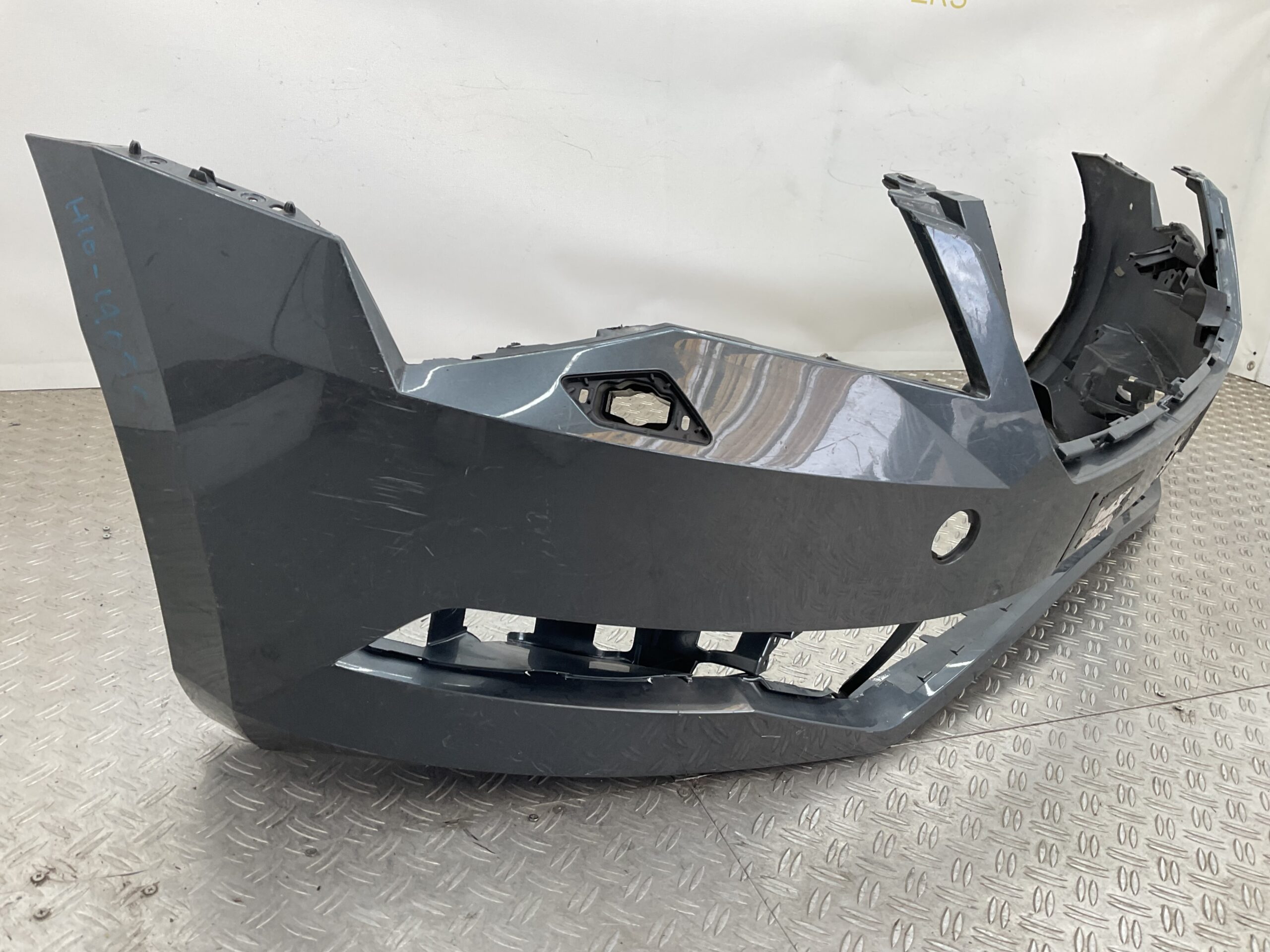 Bumper Skoda Superb lll 3V Facelift 2019 3V0807221 Voorbumper H10-19055