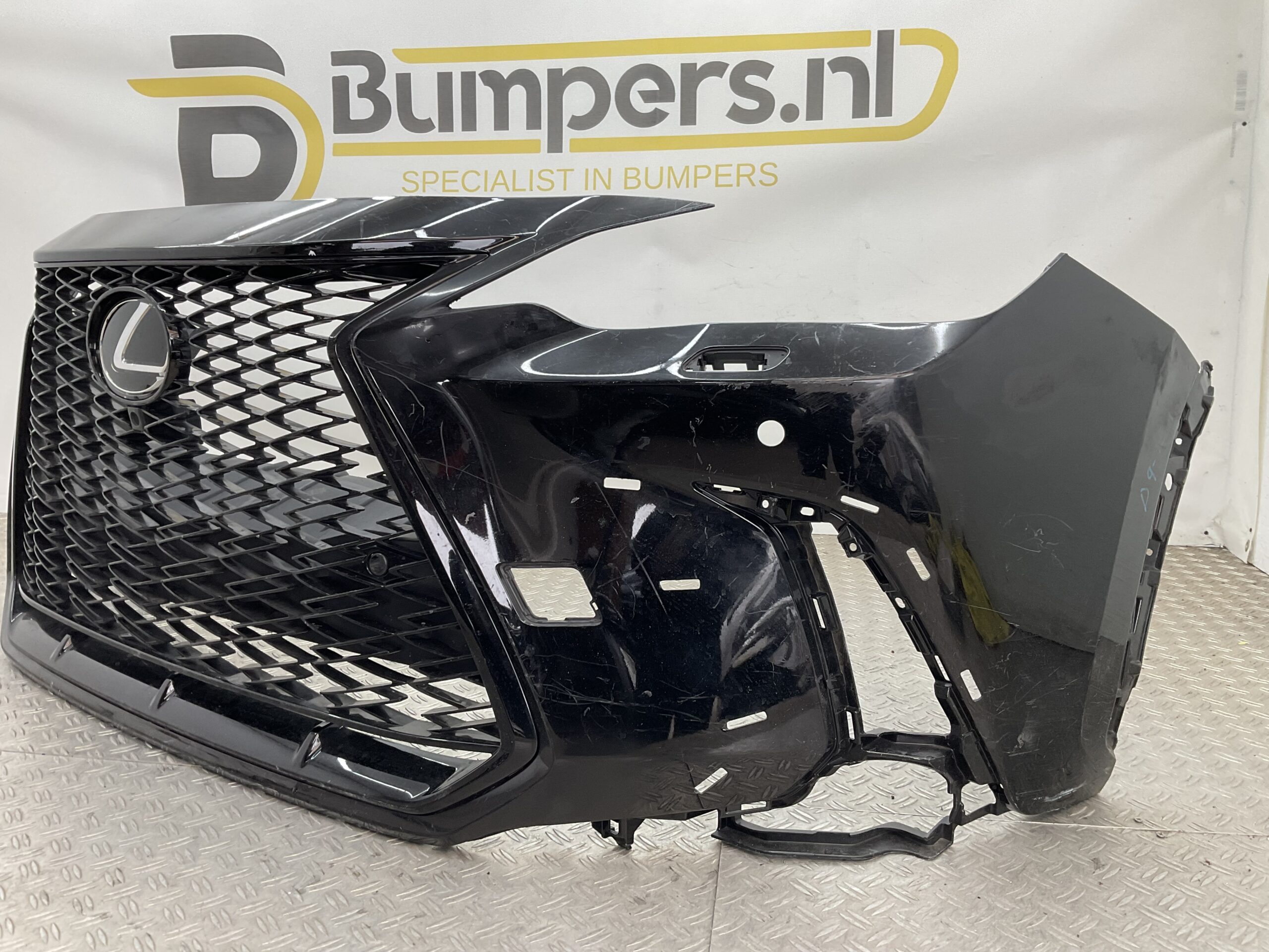 Bumper Lexus NX 2021 52119-78330 Voorbumper D9-18999