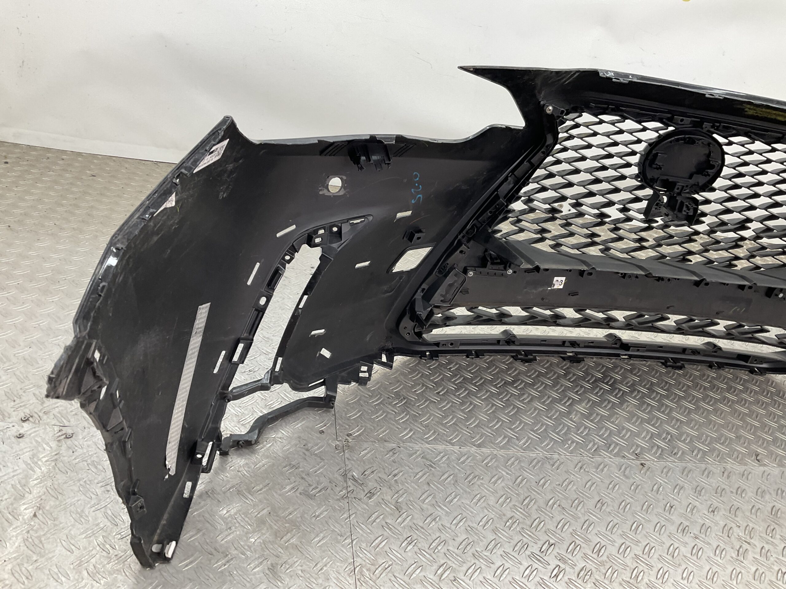 Bumper Lexus NX 2021 52119-78330 Voorbumper D9-18999