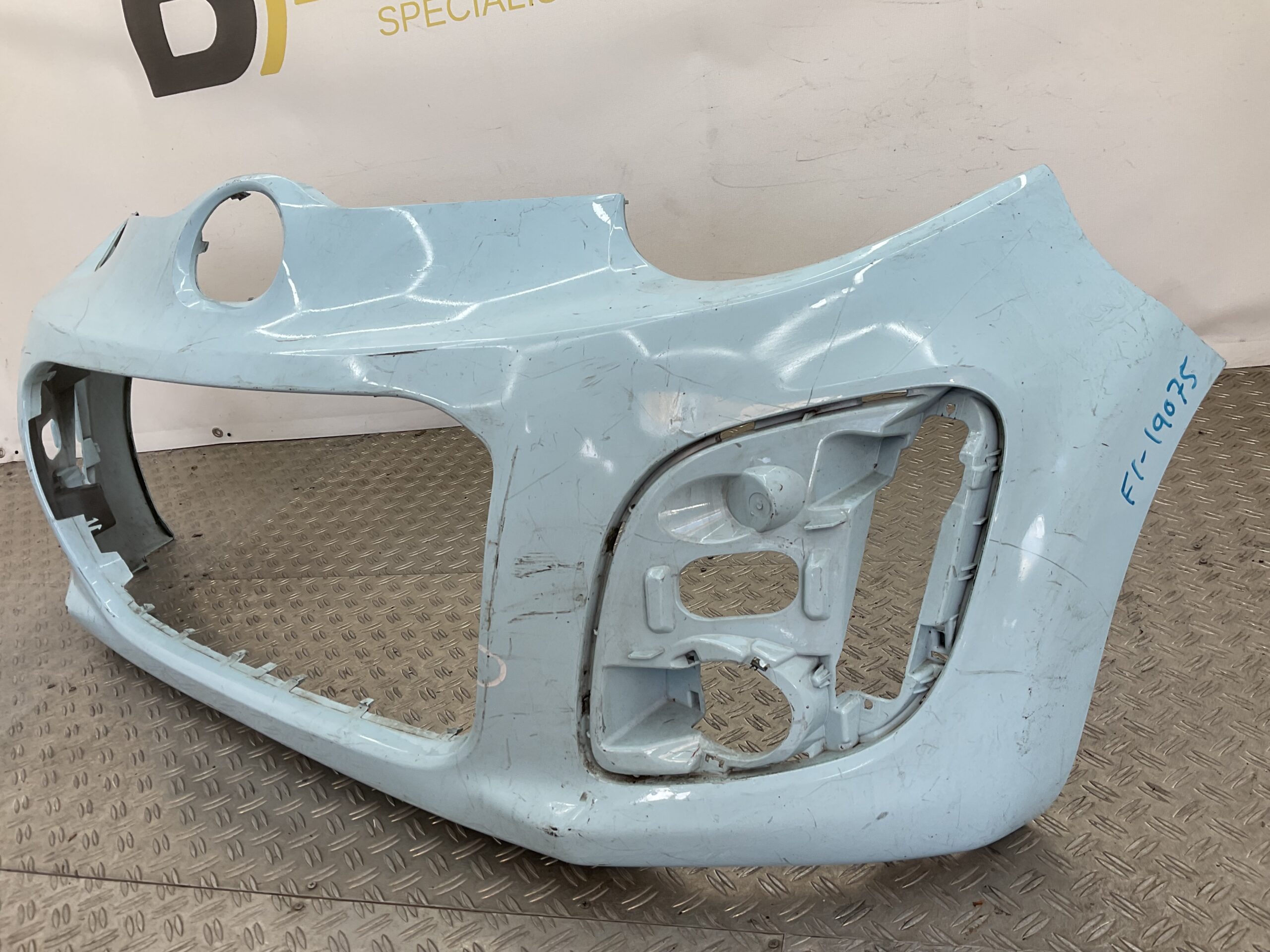 Bumper Citroen C1 2011-2014 Facelift 52119-0H130 Voorbumper F1-19075