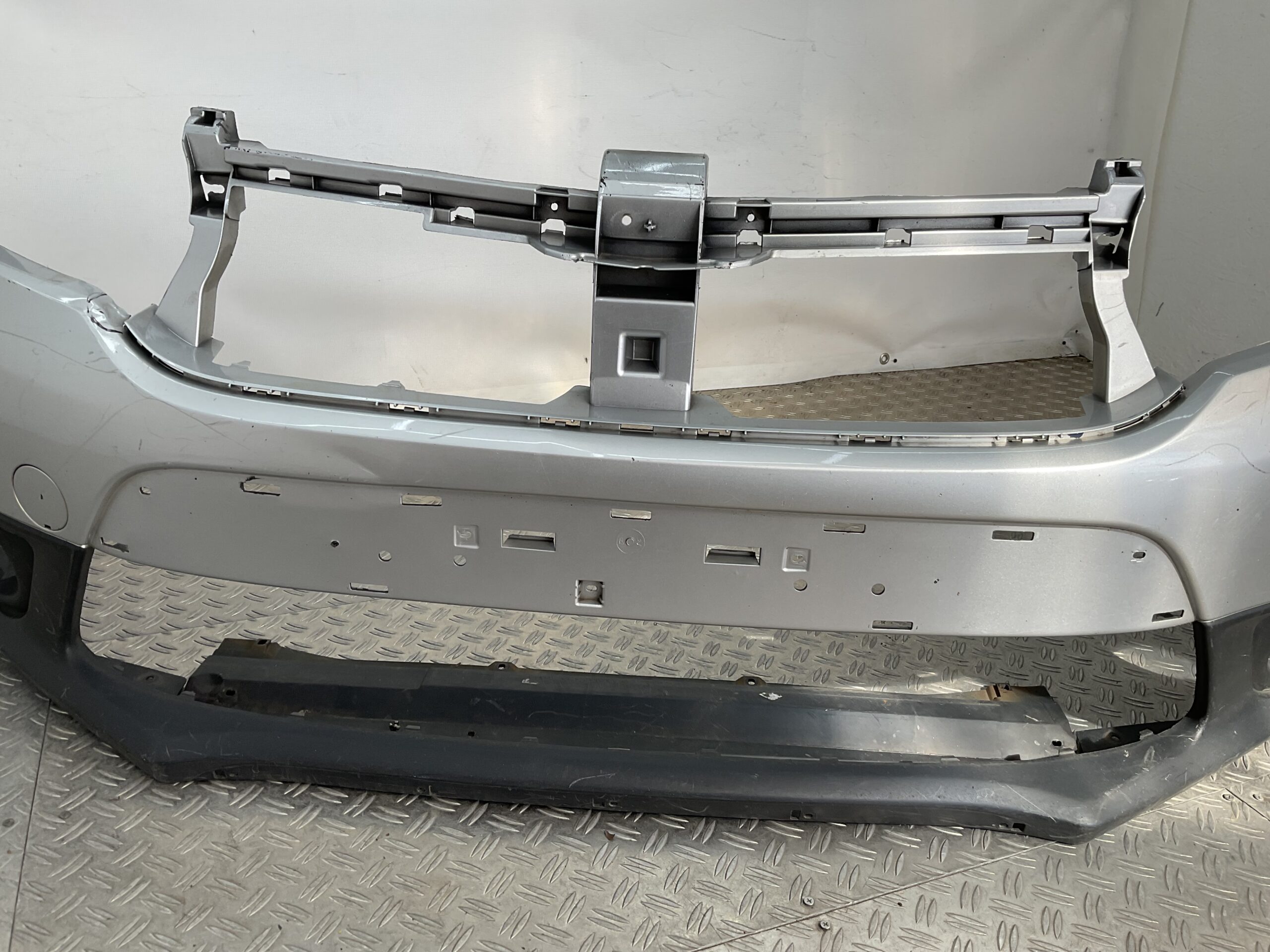 Bumper Dacia Sandero II 2012-2014 620220754 Voorbumper G3-19198