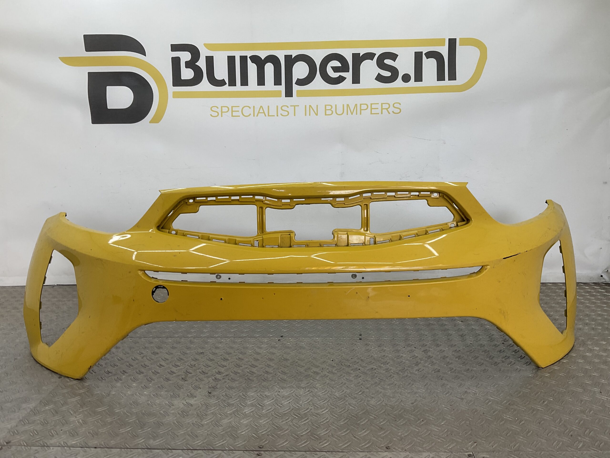 Bumper KIA Stonic 2017-2022 86511H8400 Voorbumper G4-19238