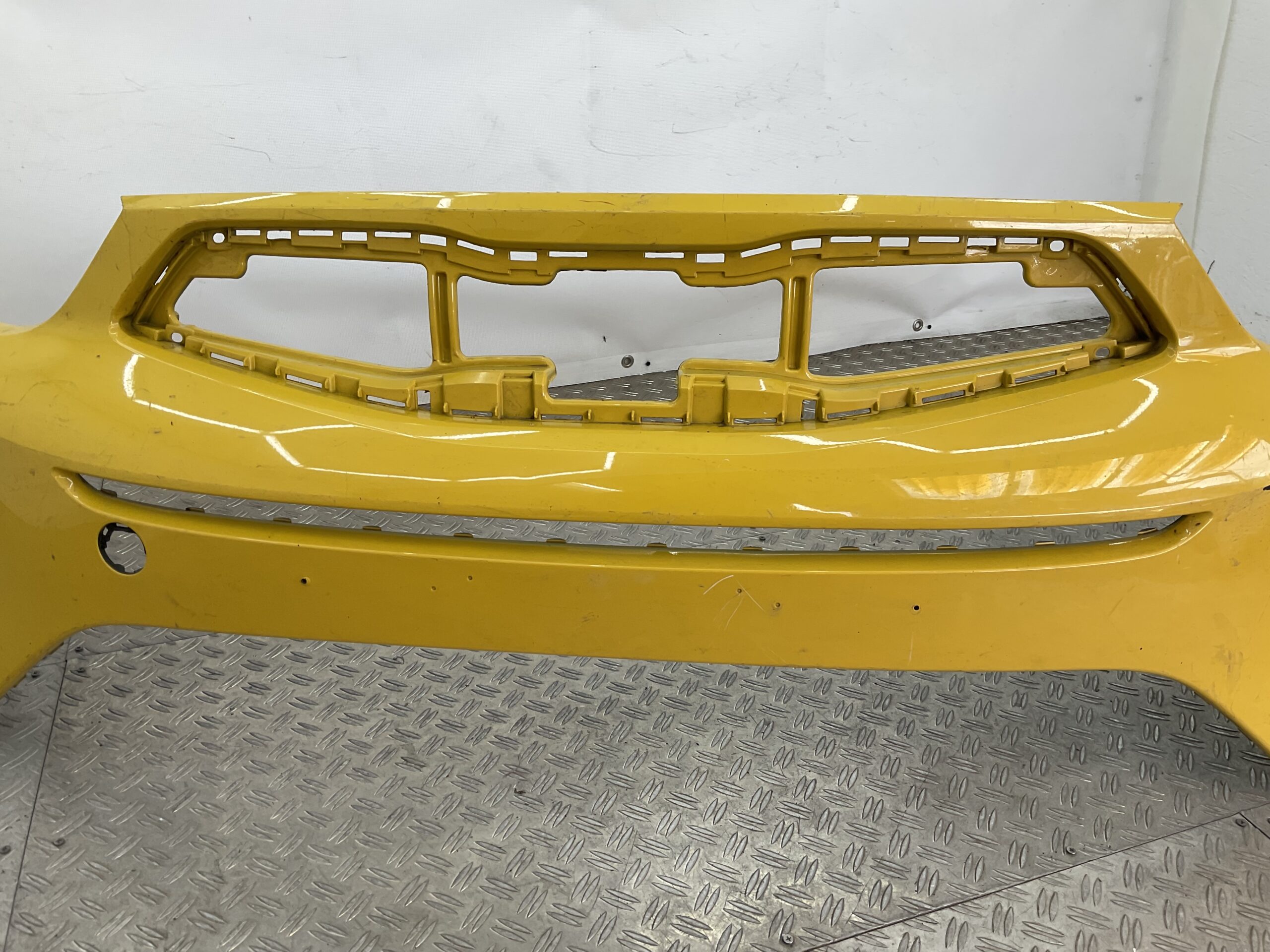 Bumper KIA Stonic 2017-2022 86511H8400 Voorbumper G4-19238